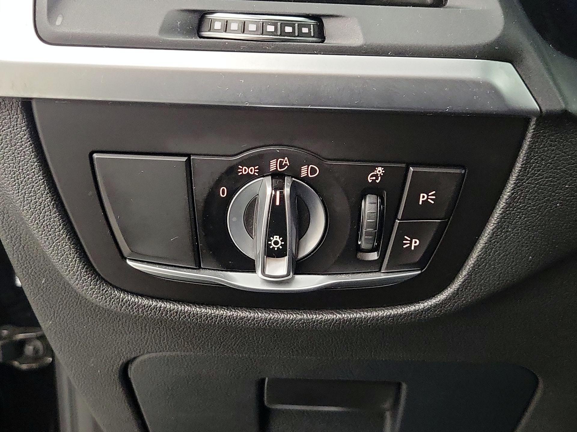 Thumbnail: 2022 BMW X4 - 13