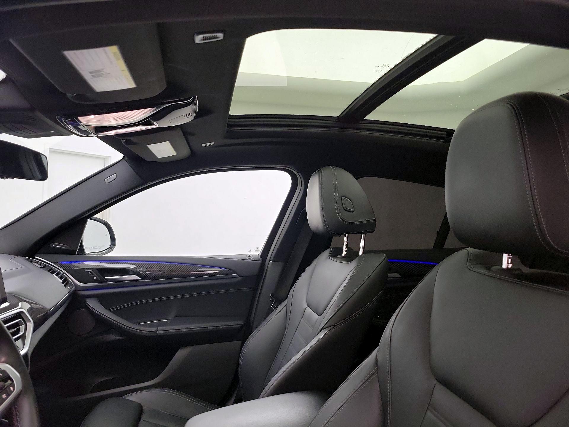 Thumbnail: 2022 BMW X4 - 20