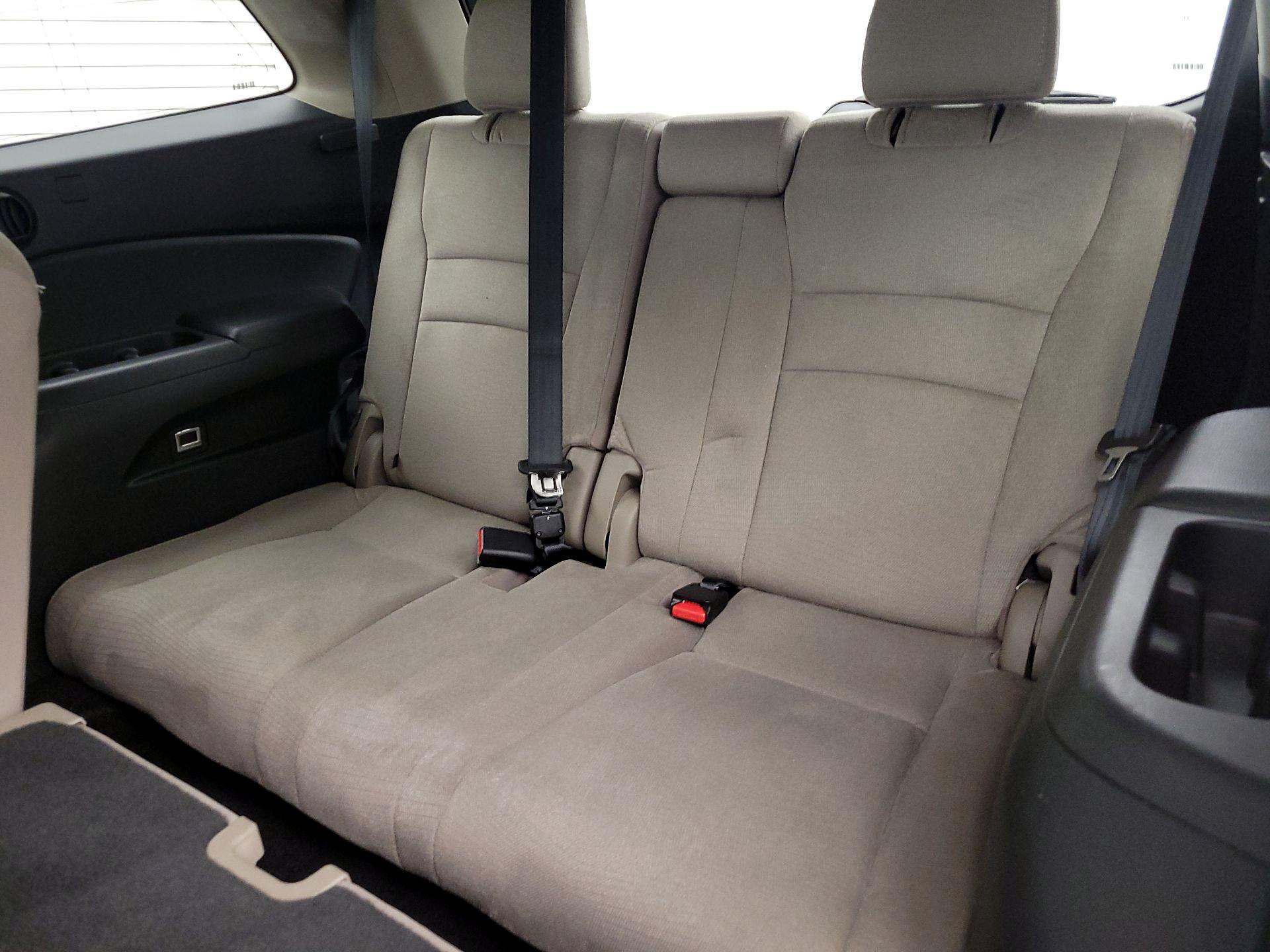 Thumbnail: 2016 Honda Pilot - 20