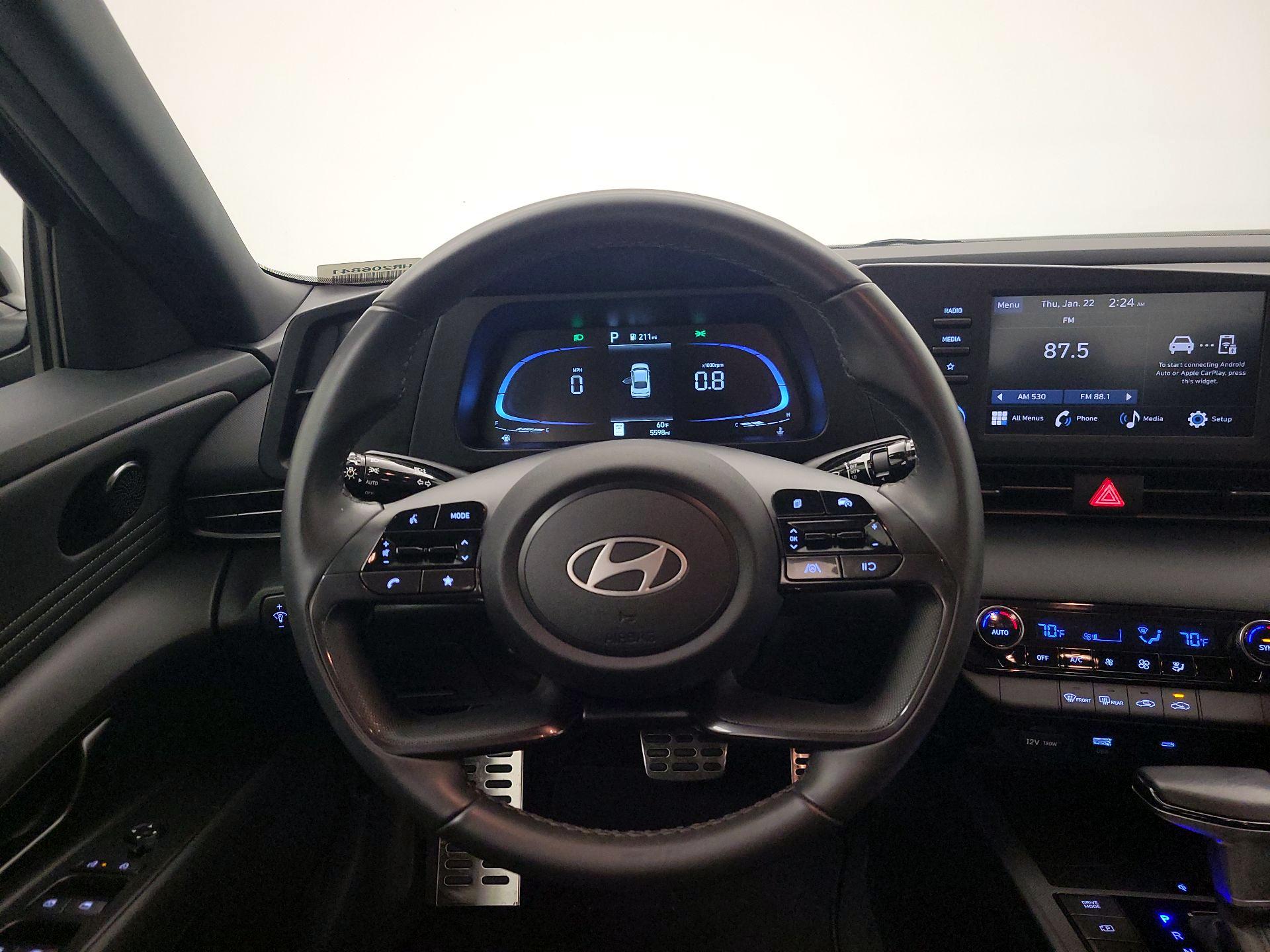 Thumbnail: 2025 Hyundai Elantra - 10