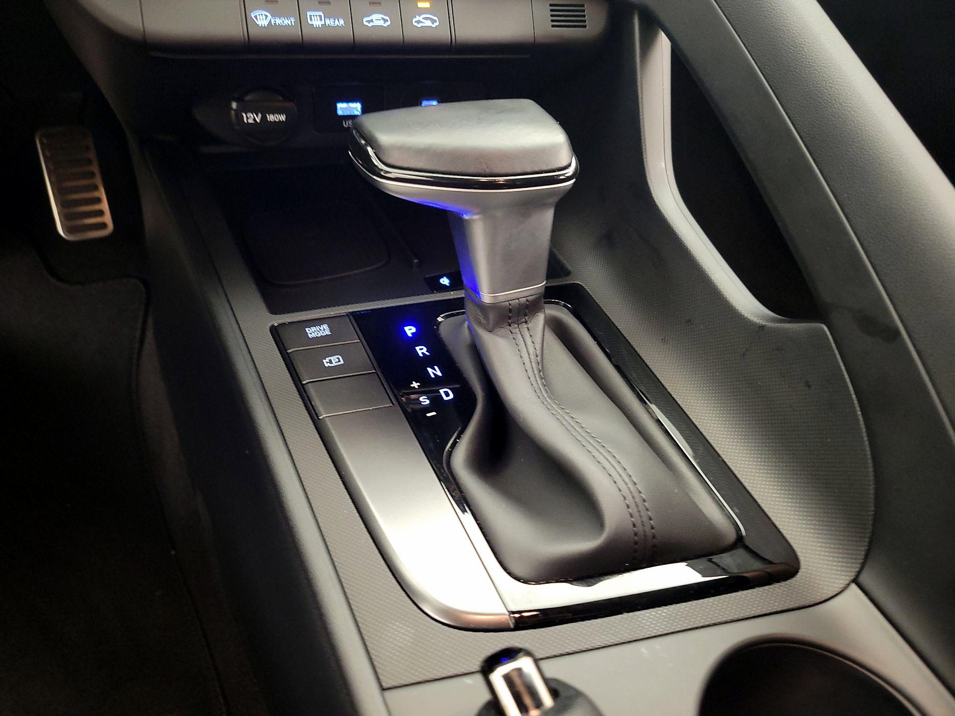 Thumbnail: 2025 Hyundai Elantra - 17