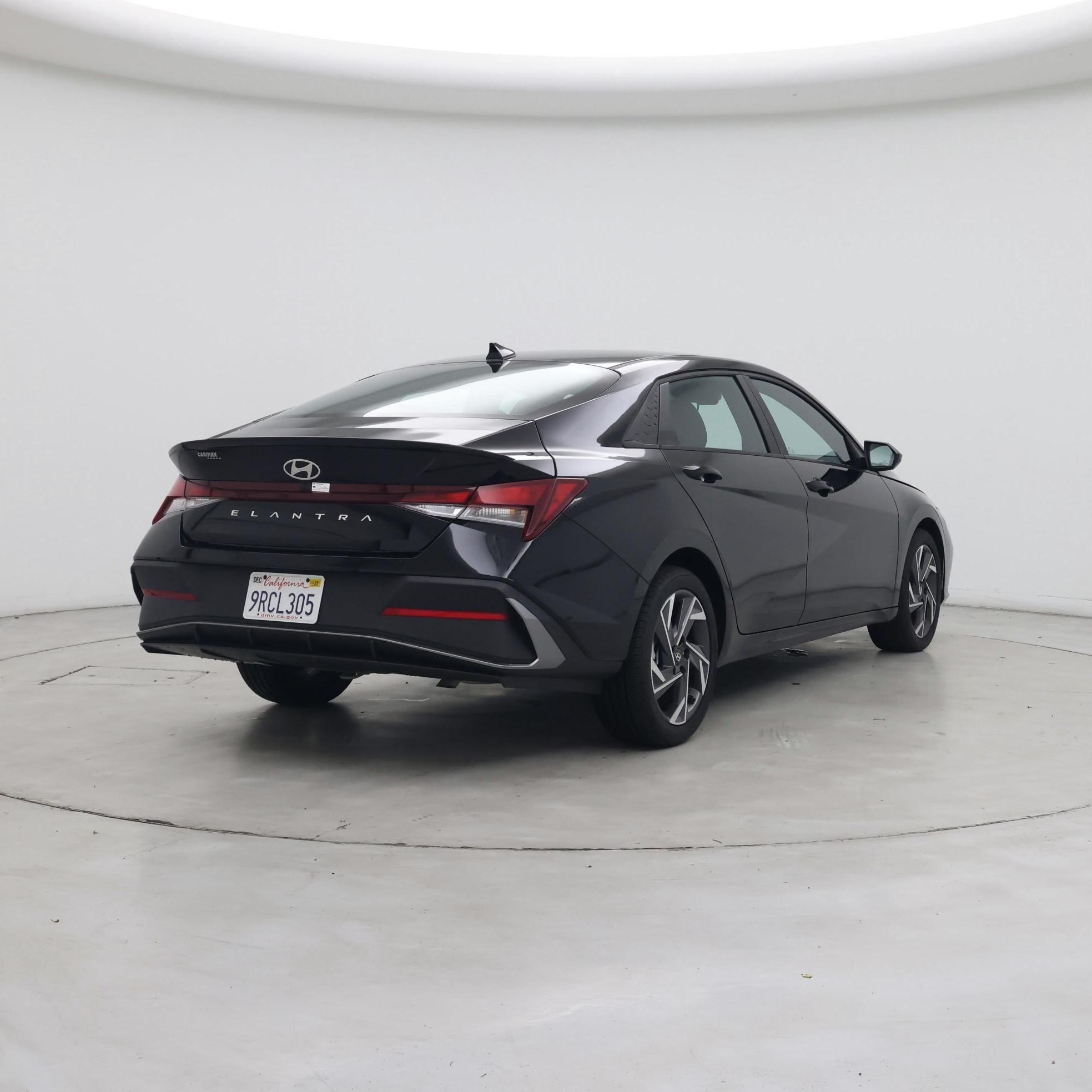 Thumbnail: 2025 Hyundai Elantra - 8