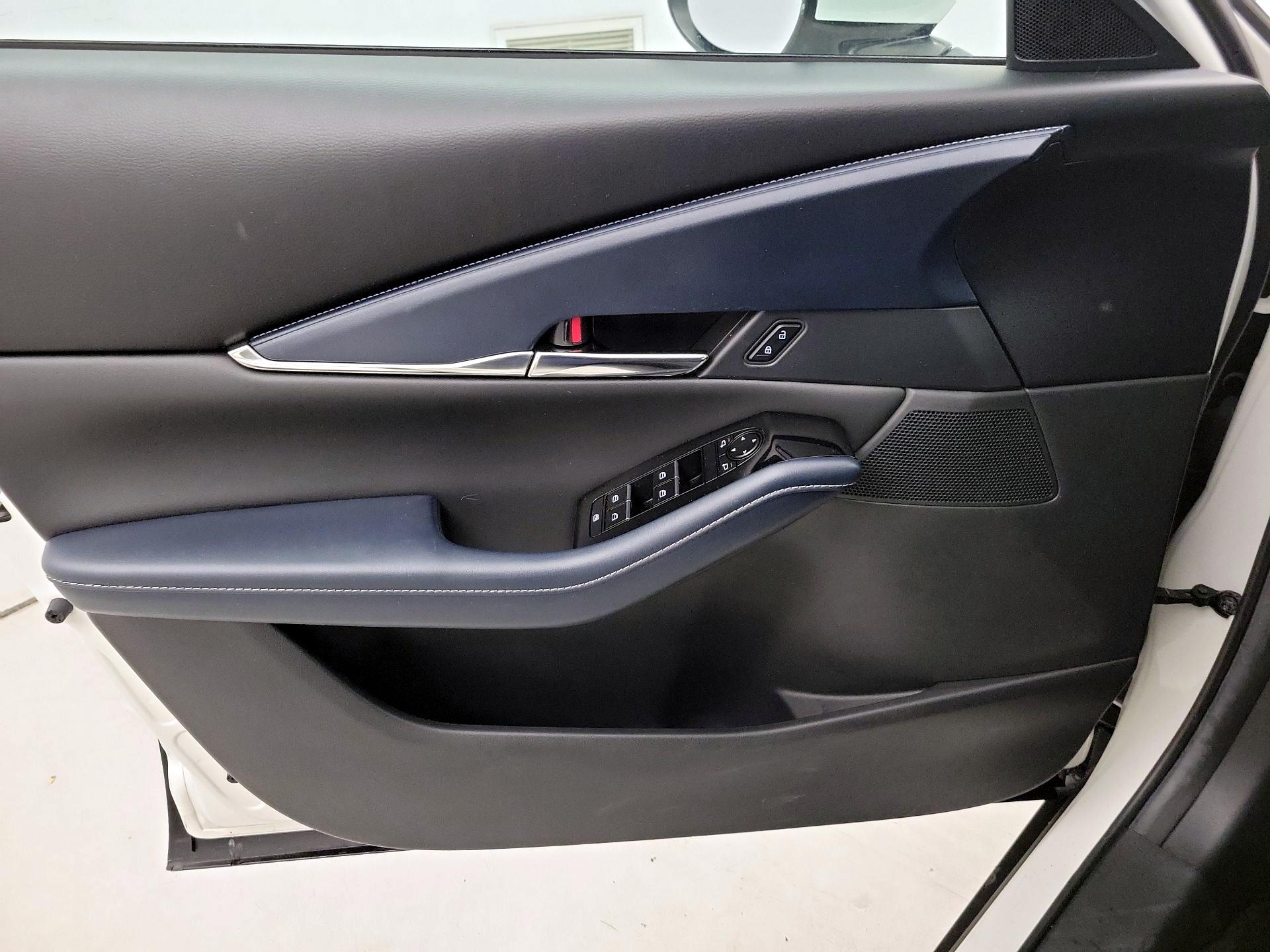 Thumbnail: 2021 Mazda CX-30 - 12