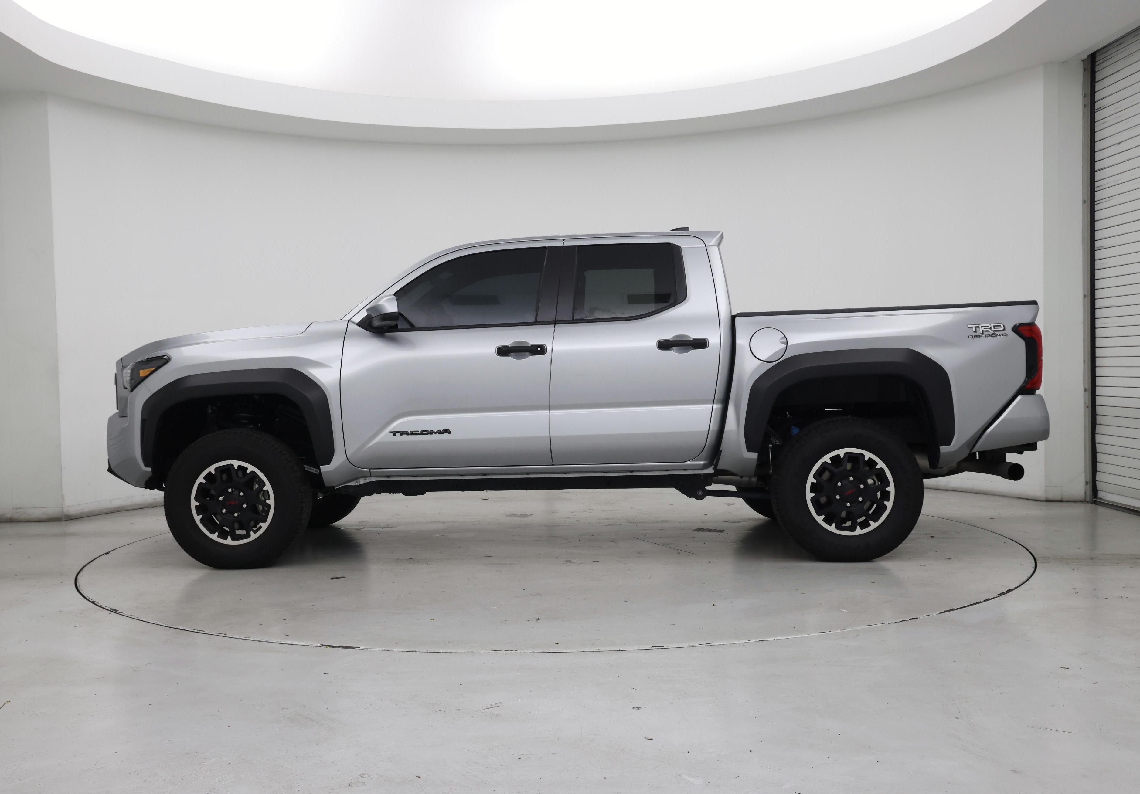 Thumbnail: 2025 Toyota Tacoma - 3