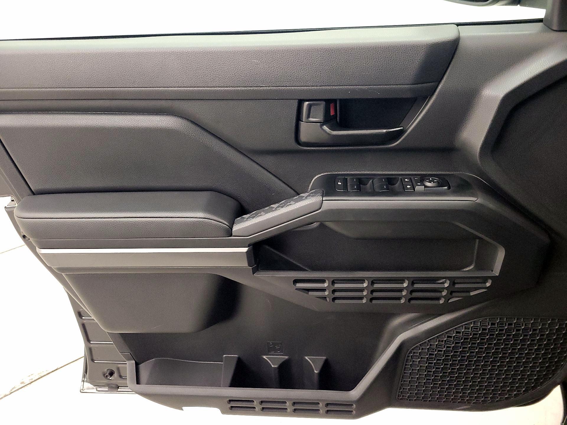 Thumbnail: 2025 Toyota Tacoma - 12