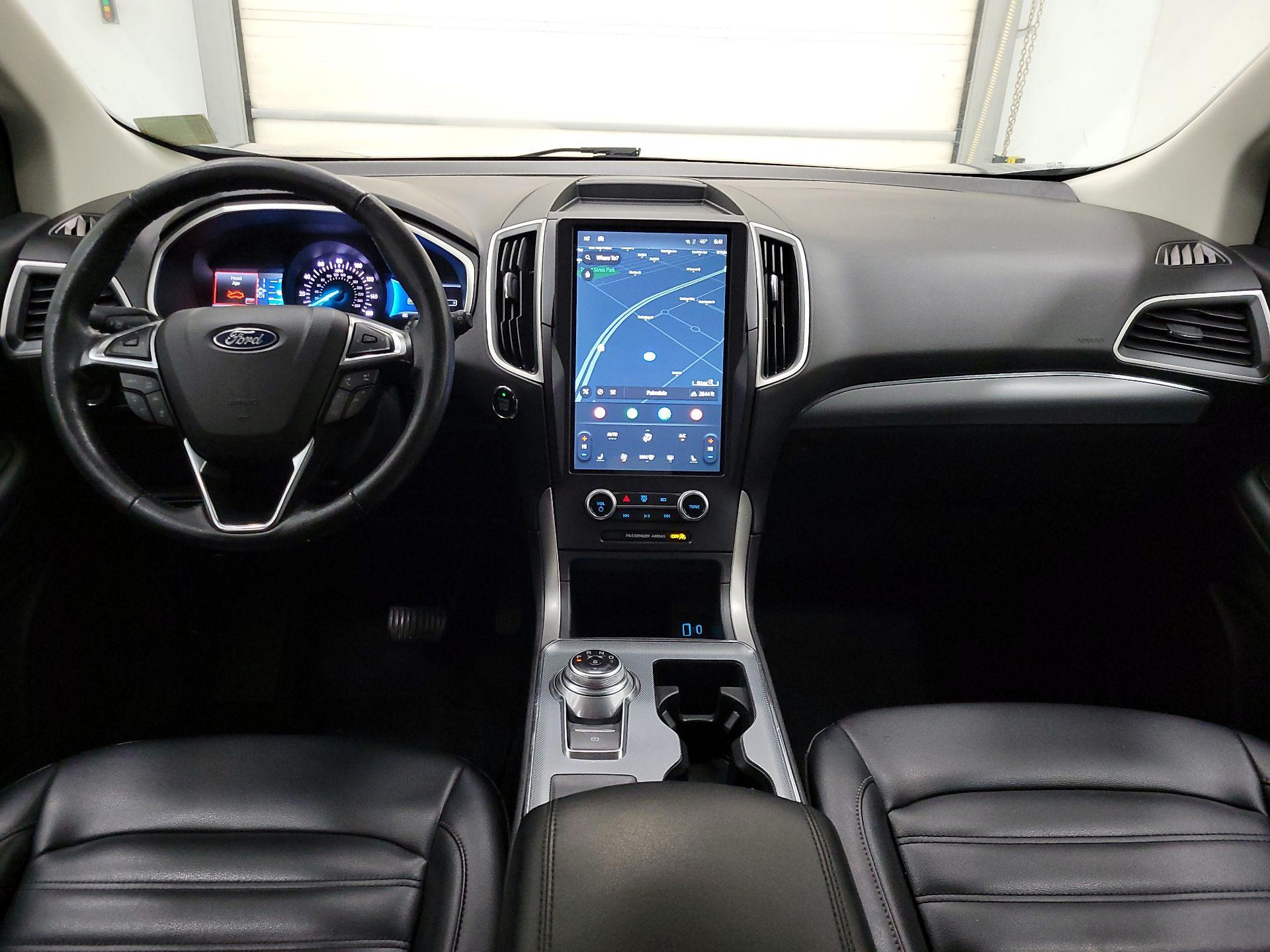 Thumbnail: 2021 Ford Edge - 9