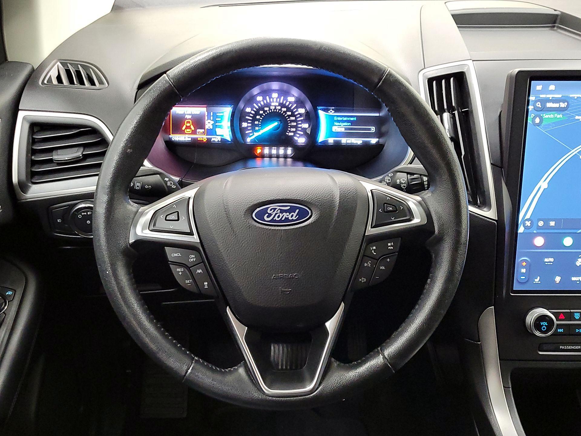 Thumbnail: 2021 Ford Edge - 10