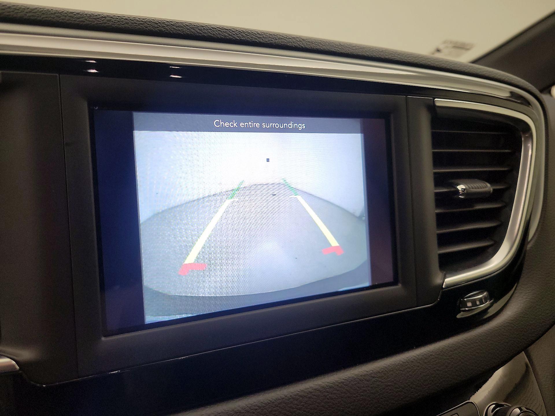 Thumbnail: 2020 Chrysler Pacifica - 14