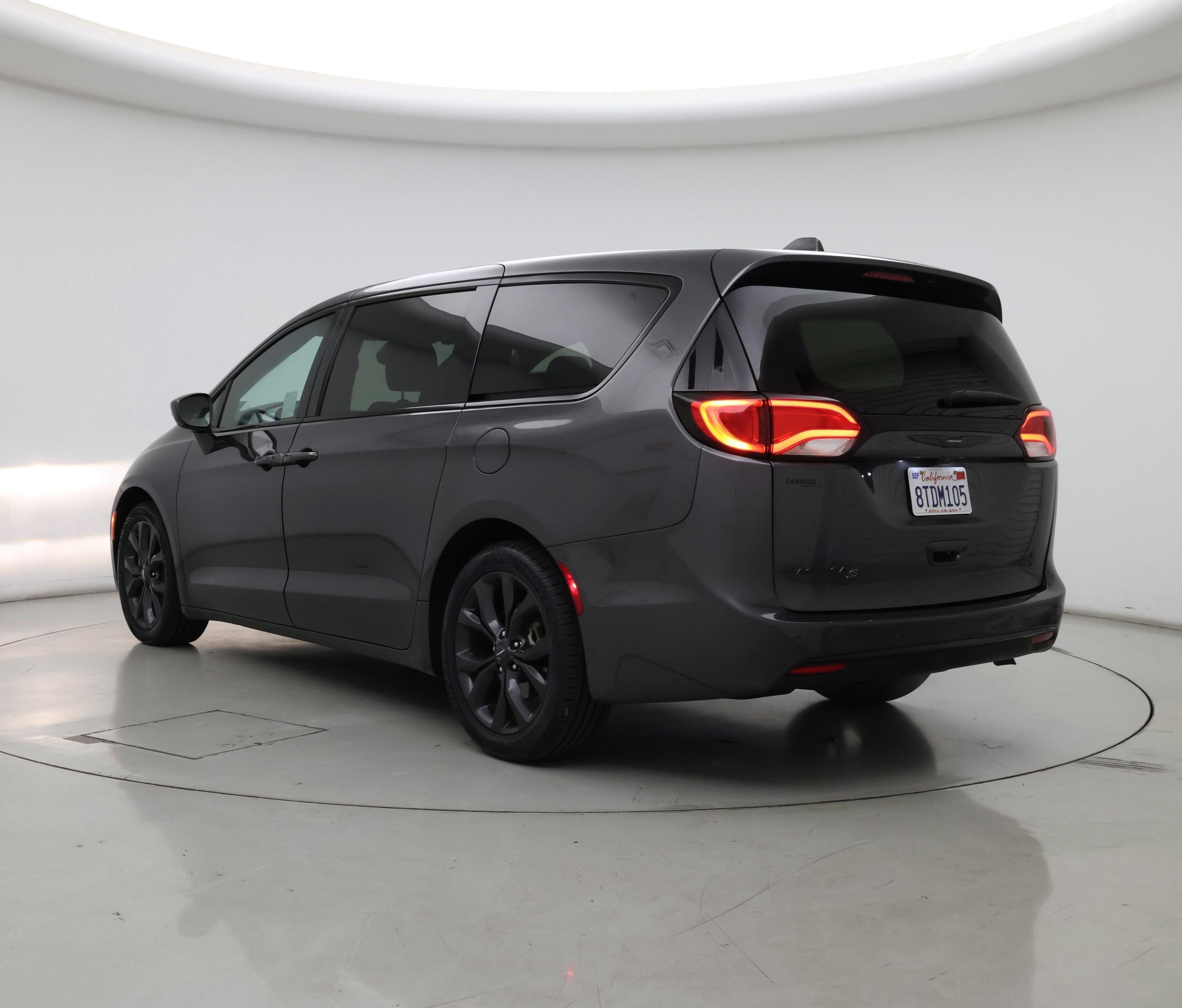 Thumbnail: 2020 Chrysler Pacifica - 2