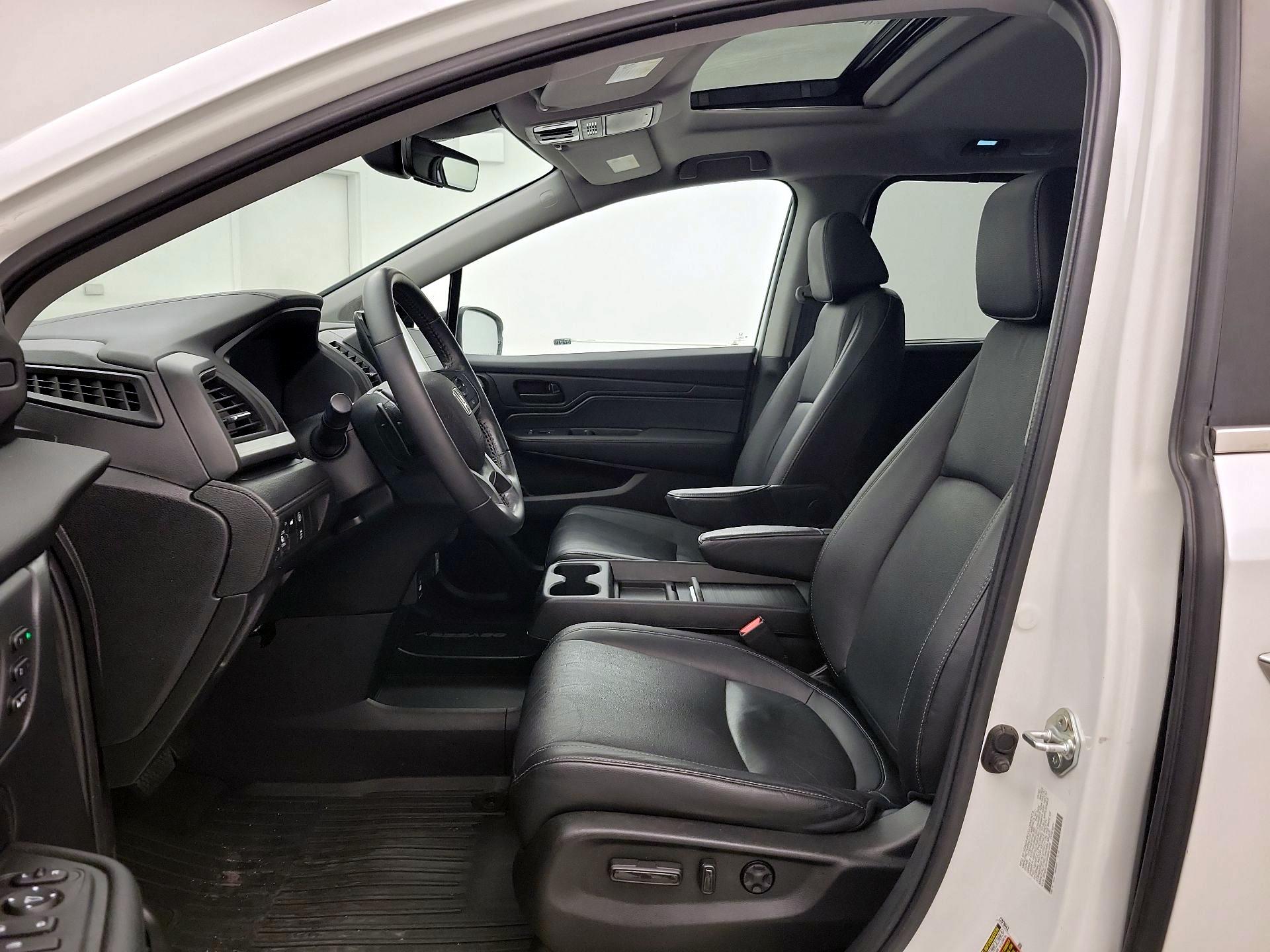 Thumbnail: 2022 Honda Odyssey - 11