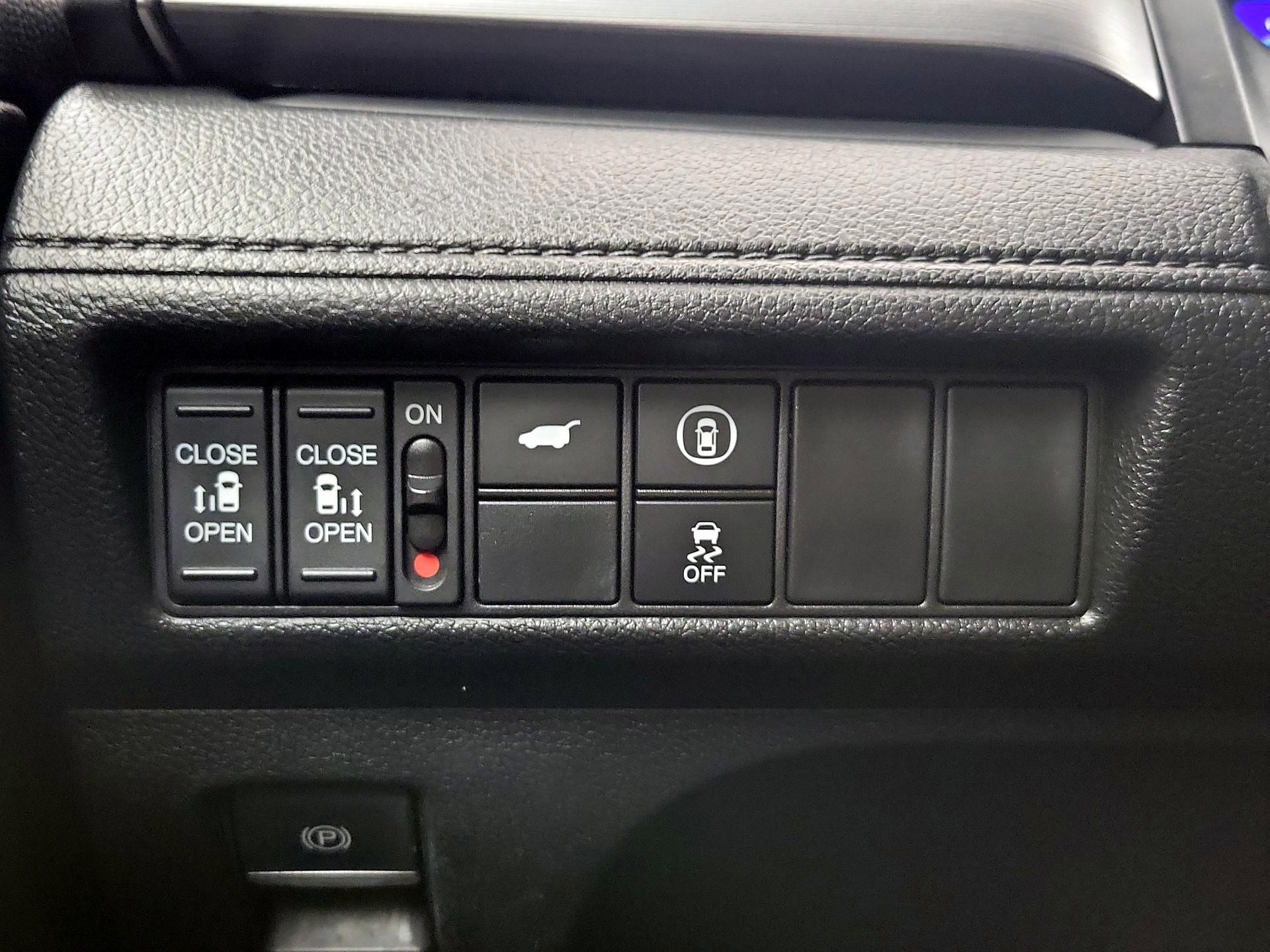 Thumbnail: 2022 Honda Odyssey - 13