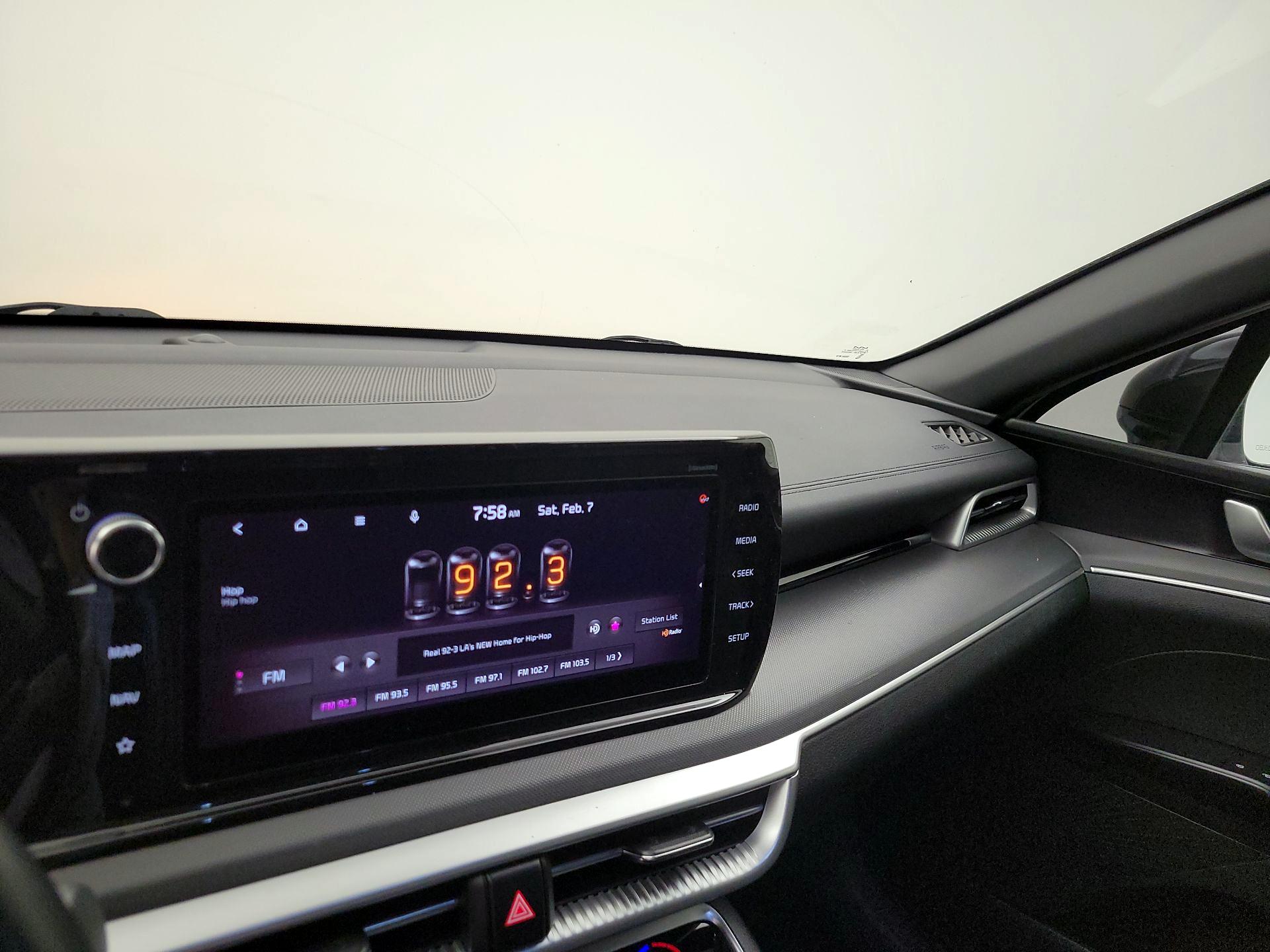 Thumbnail: 2022 Kia K5 - 16