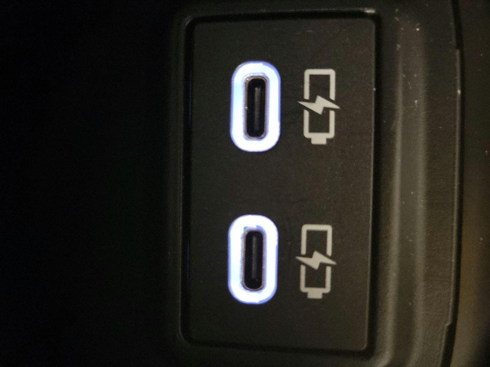 Thumbnail: 2025 Toyota RAV4 - 18