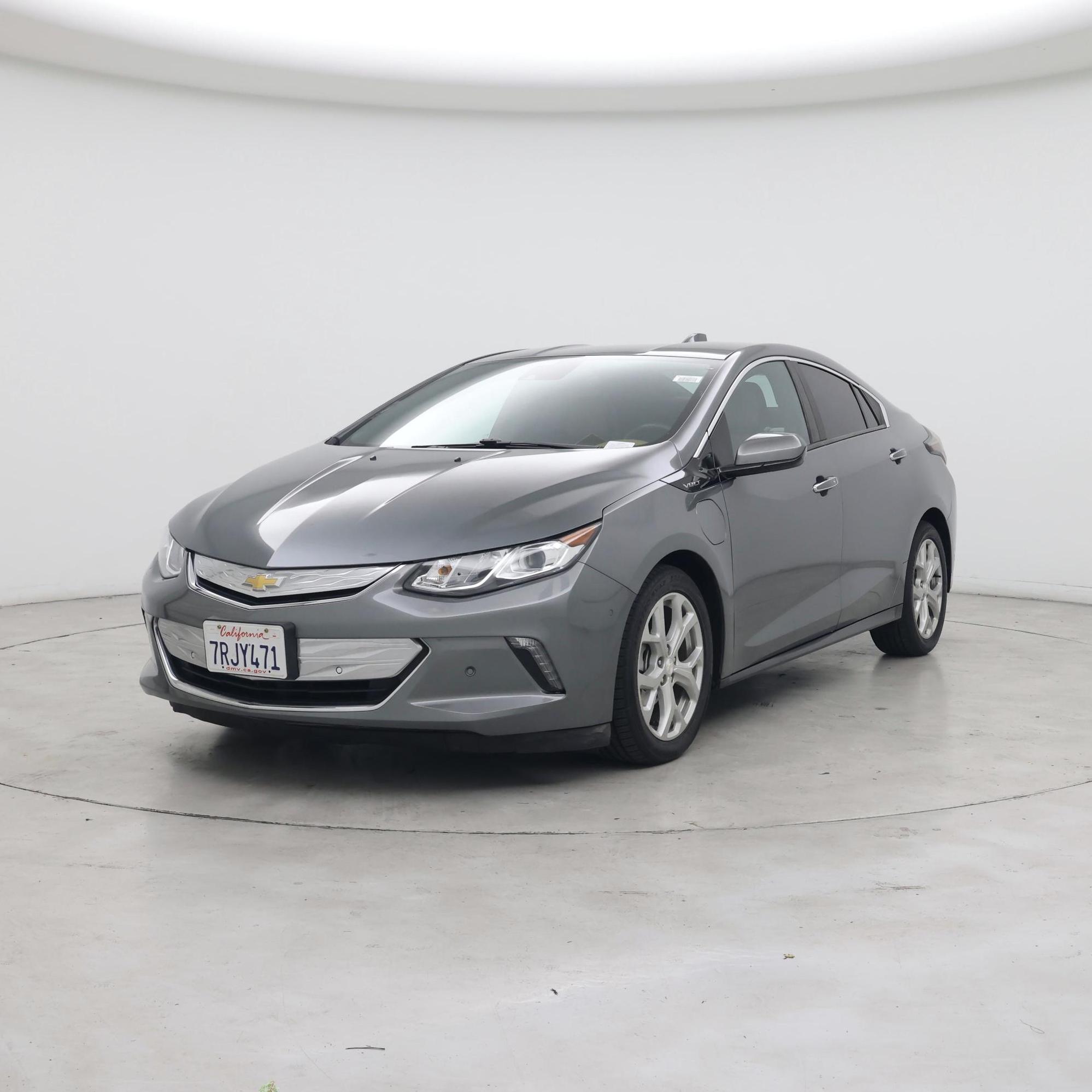 Thumbnail: 2016 Chevrolet Volt - 4
