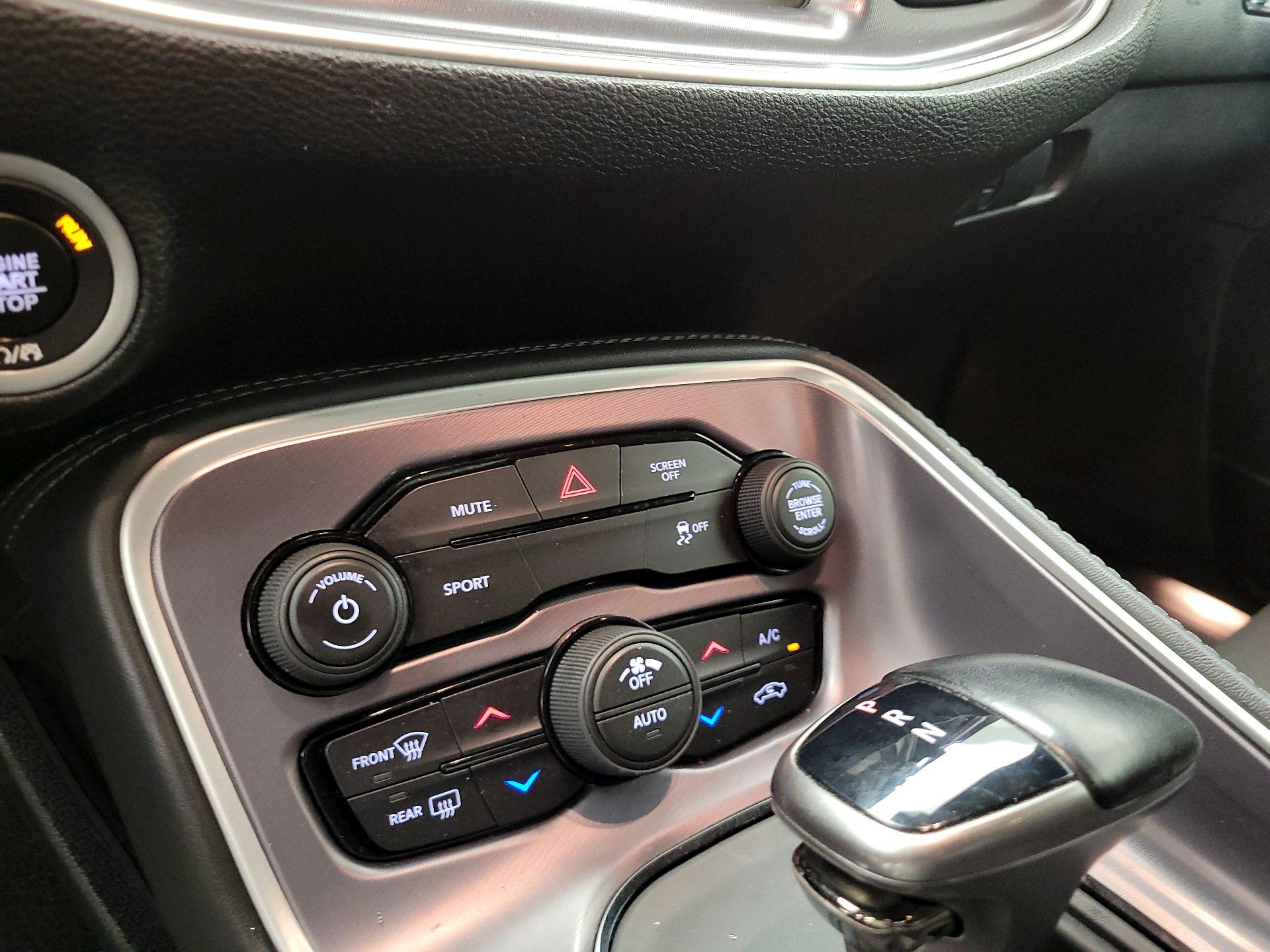 Thumbnail: 2020 Dodge Challenger - 16