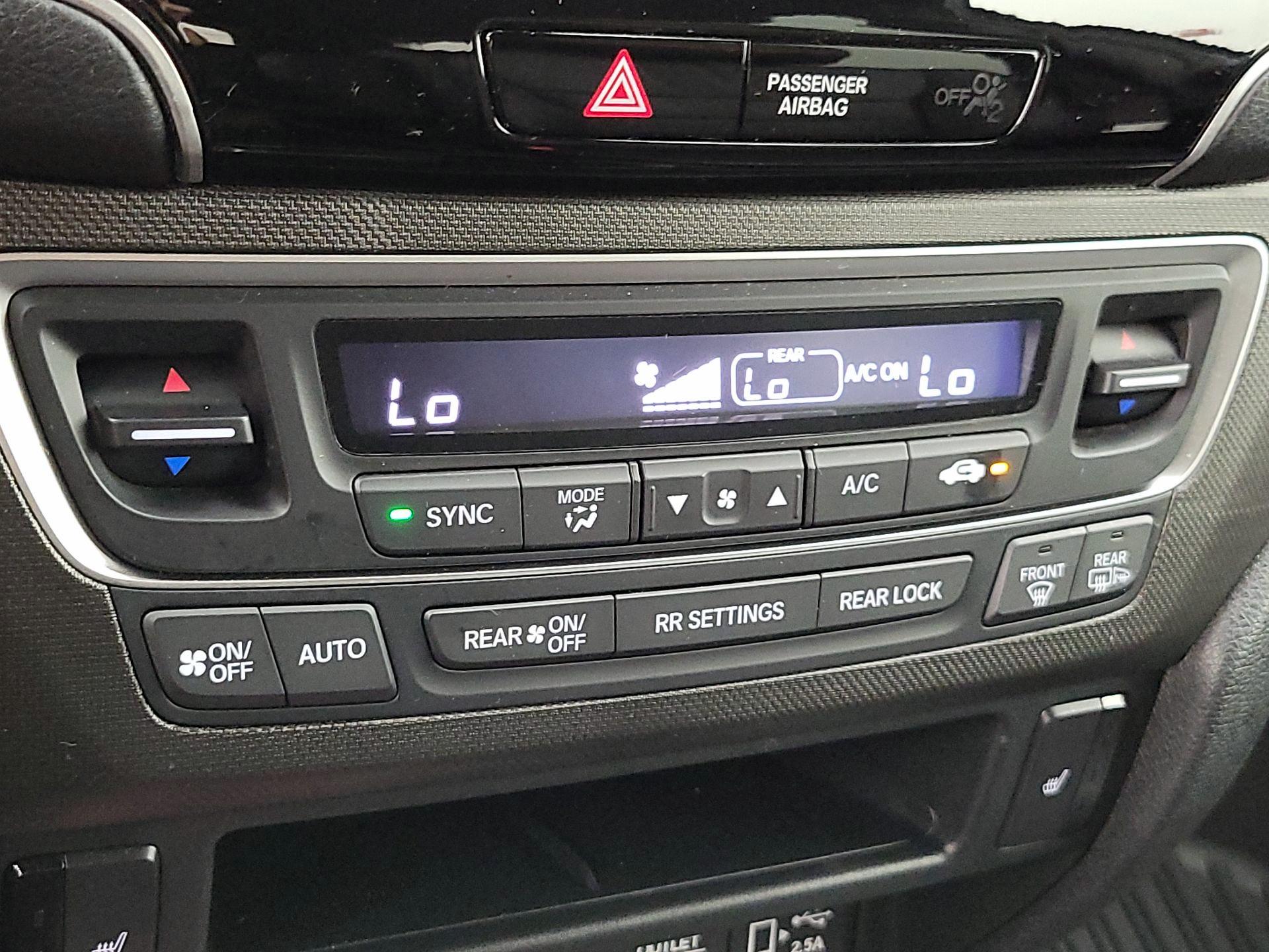 Thumbnail: 2022 Honda Pilot - 17