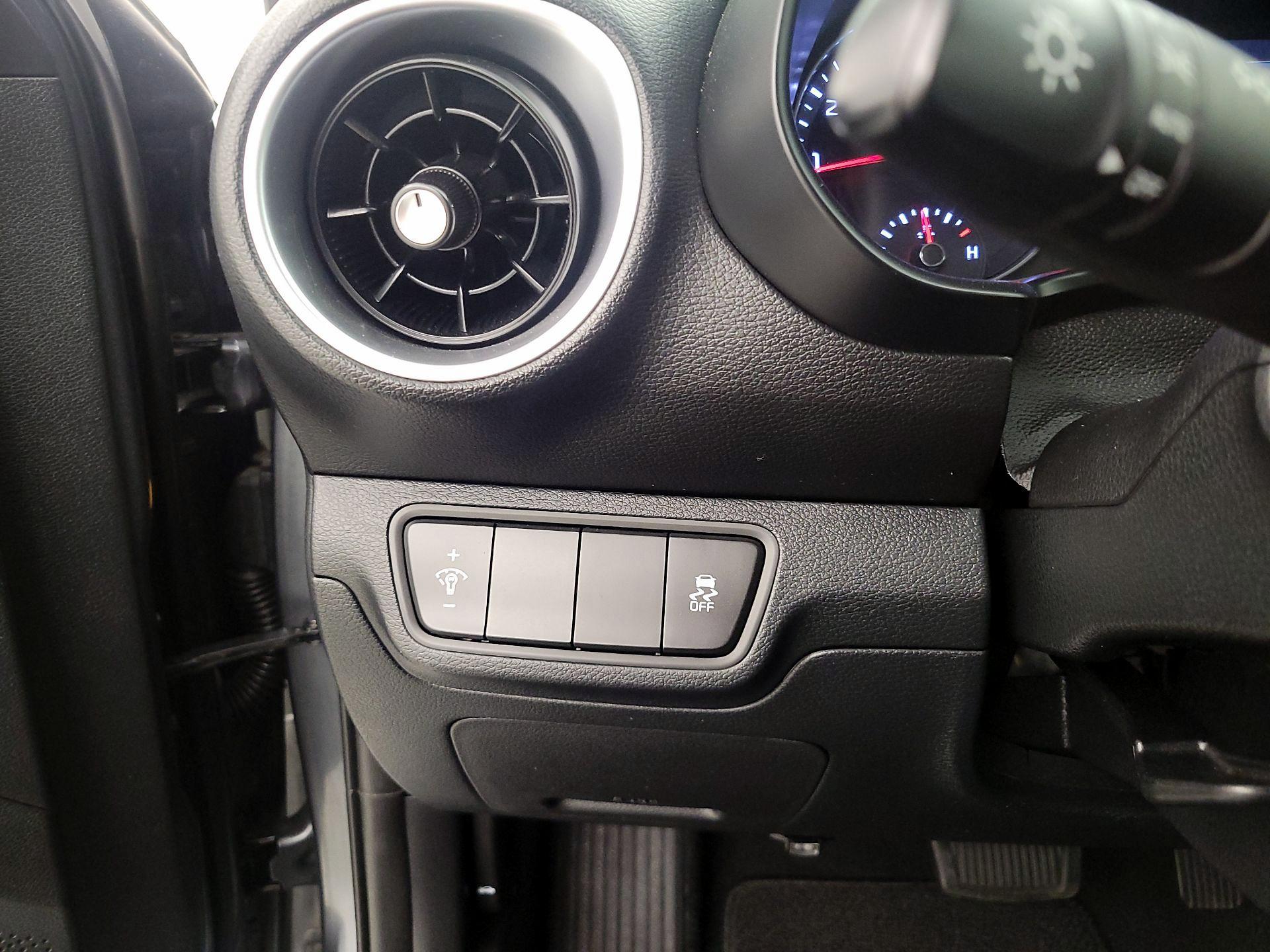 Thumbnail: 2024 Kia Forte - 13