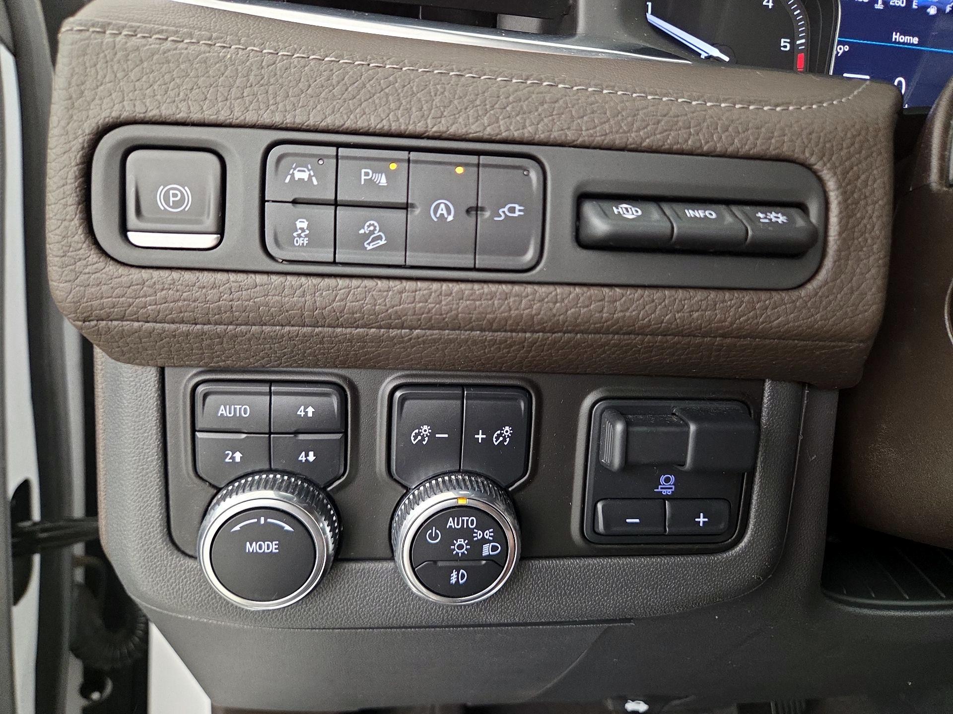 Thumbnail: 2021 GMC Yukon - 13