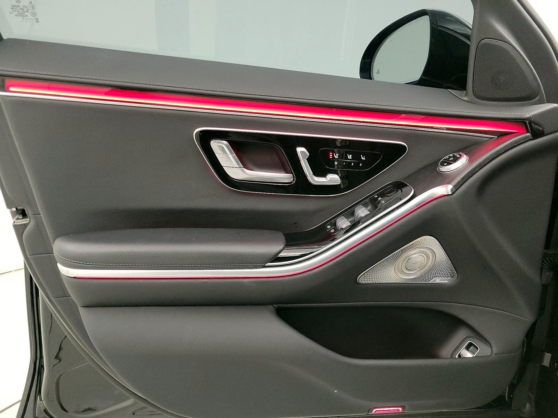 Thumbnail: 2022 Mercedes-Benz S-Class - 12