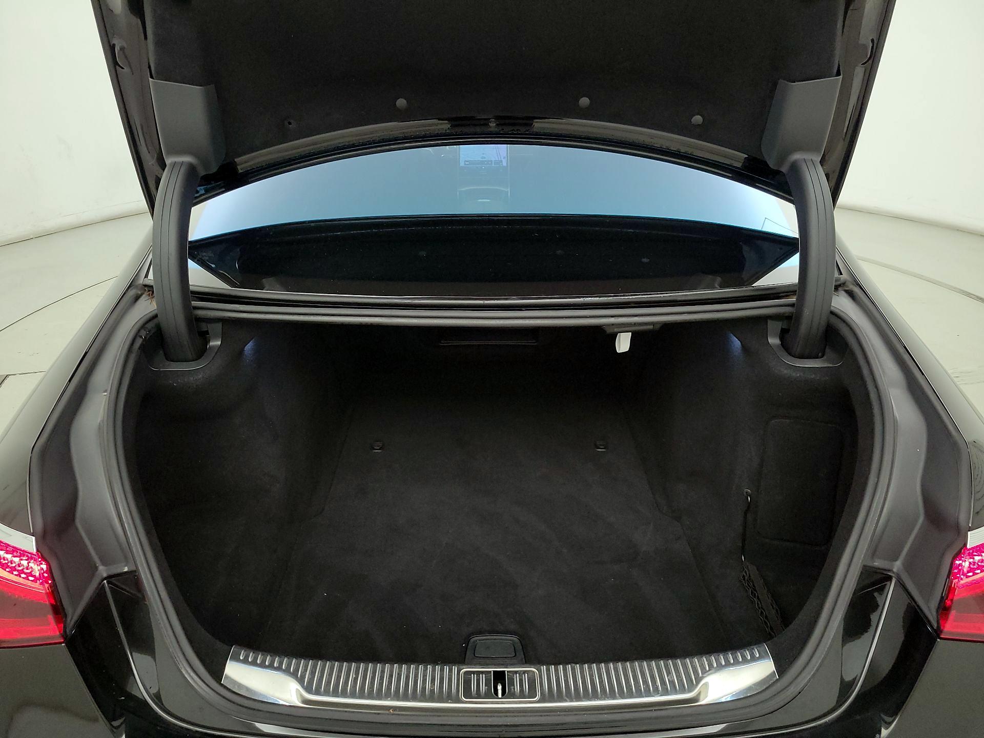 Thumbnail: 2022 Mercedes-Benz S-Class - 20