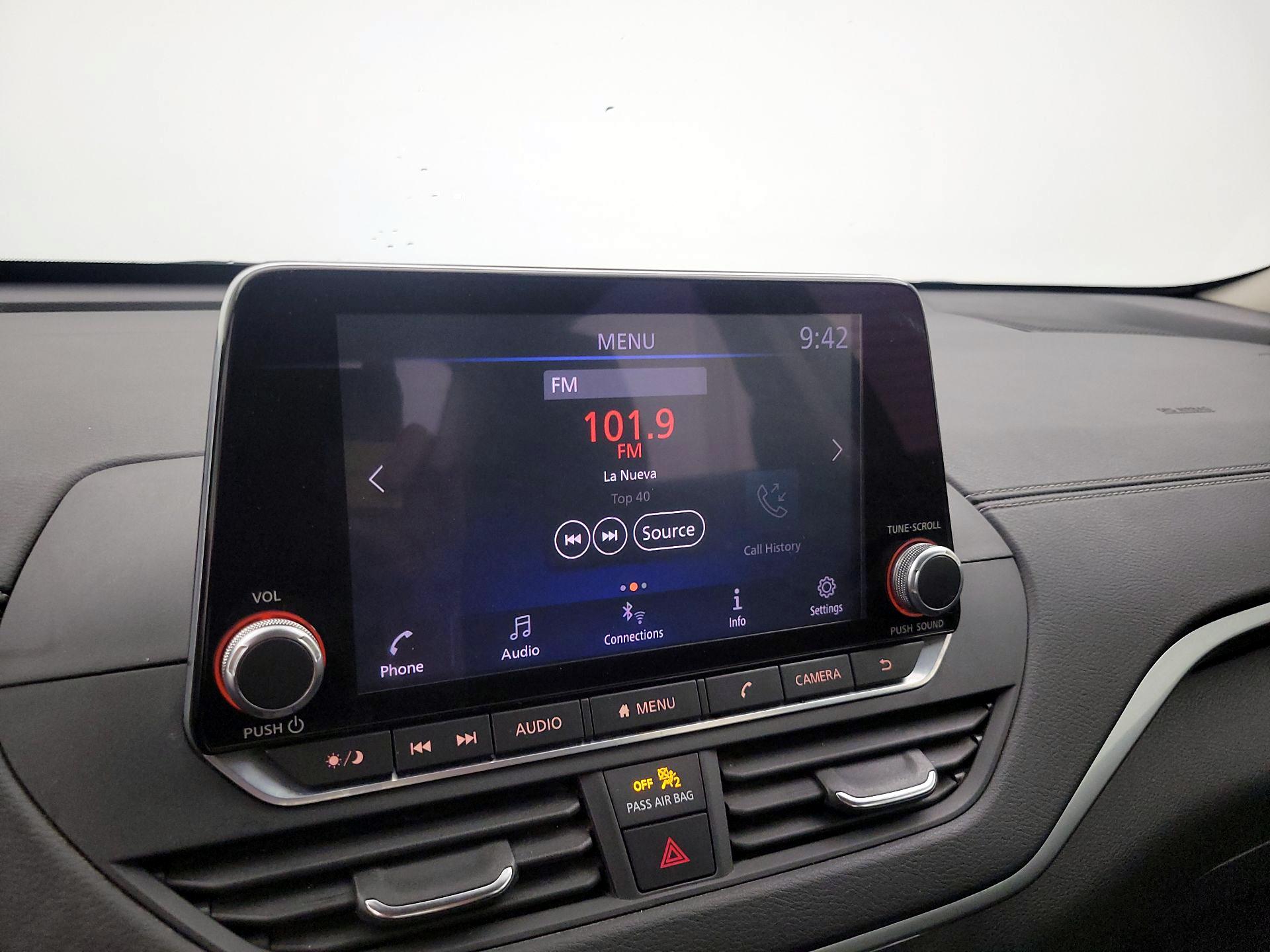 Thumbnail: 2019 Nissan Altima - 15