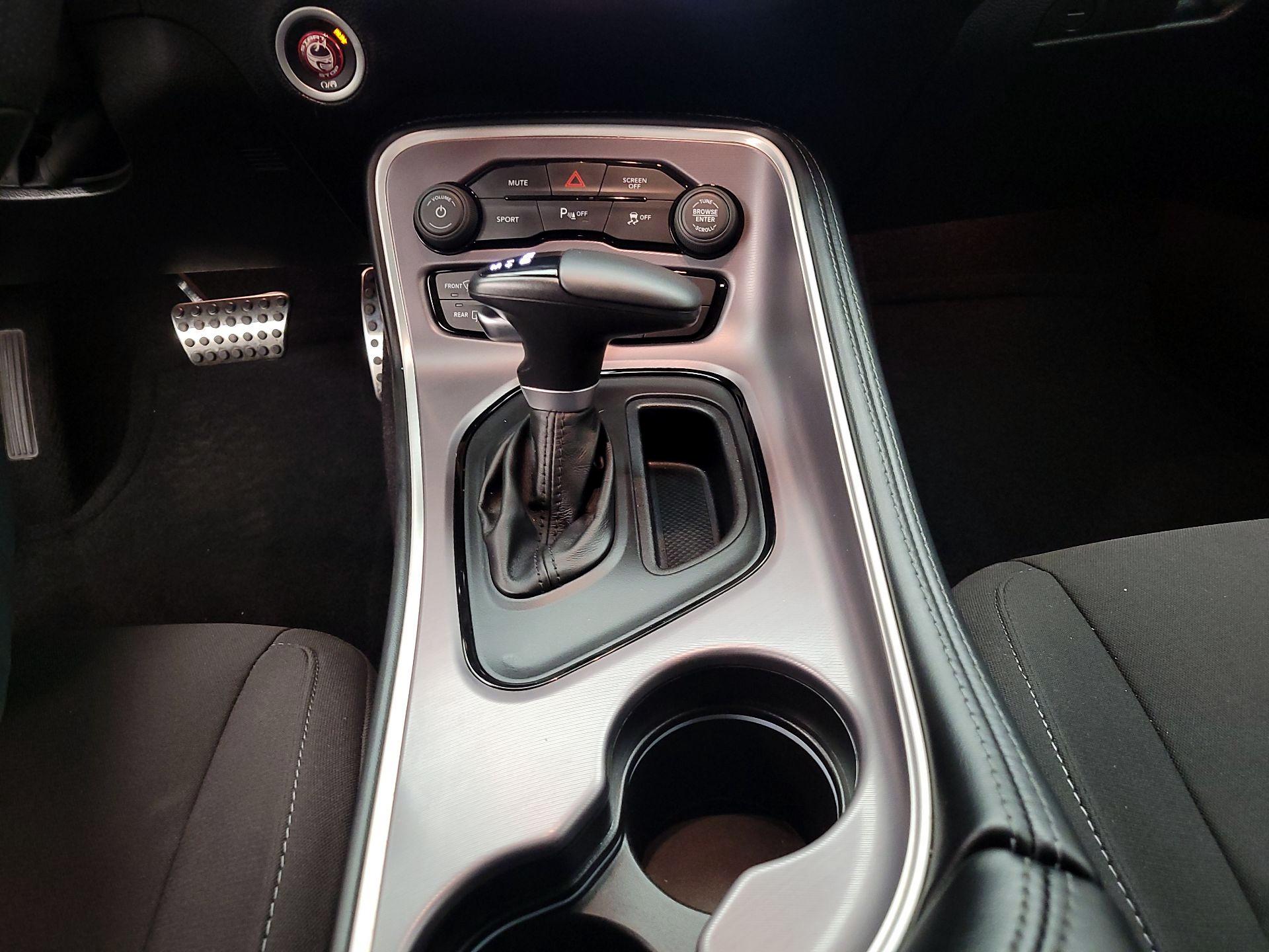 Thumbnail: 2022 Dodge Challenger - 17