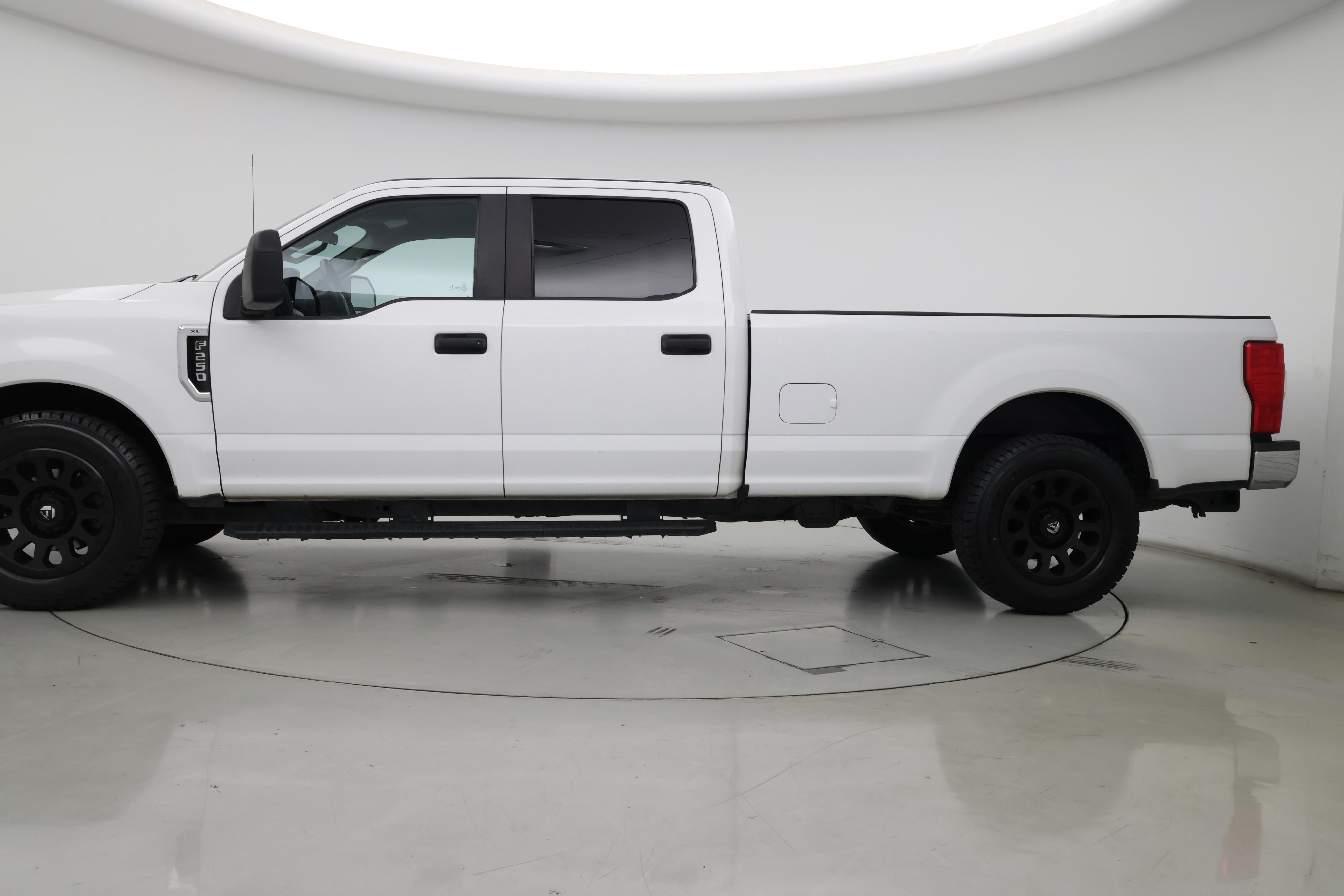 Thumbnail: 2021 Ford F-250 - 3