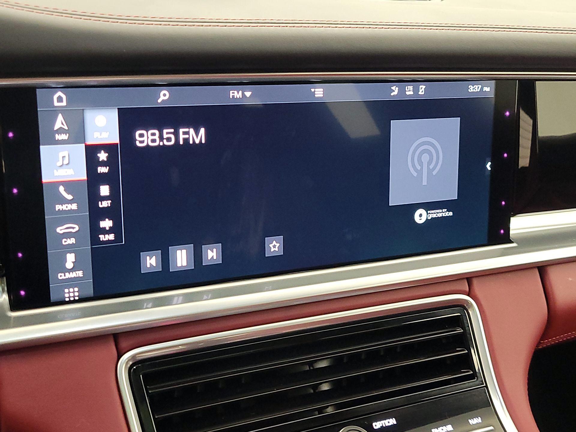 Thumbnail: 2018 Porsche Panamera - 16