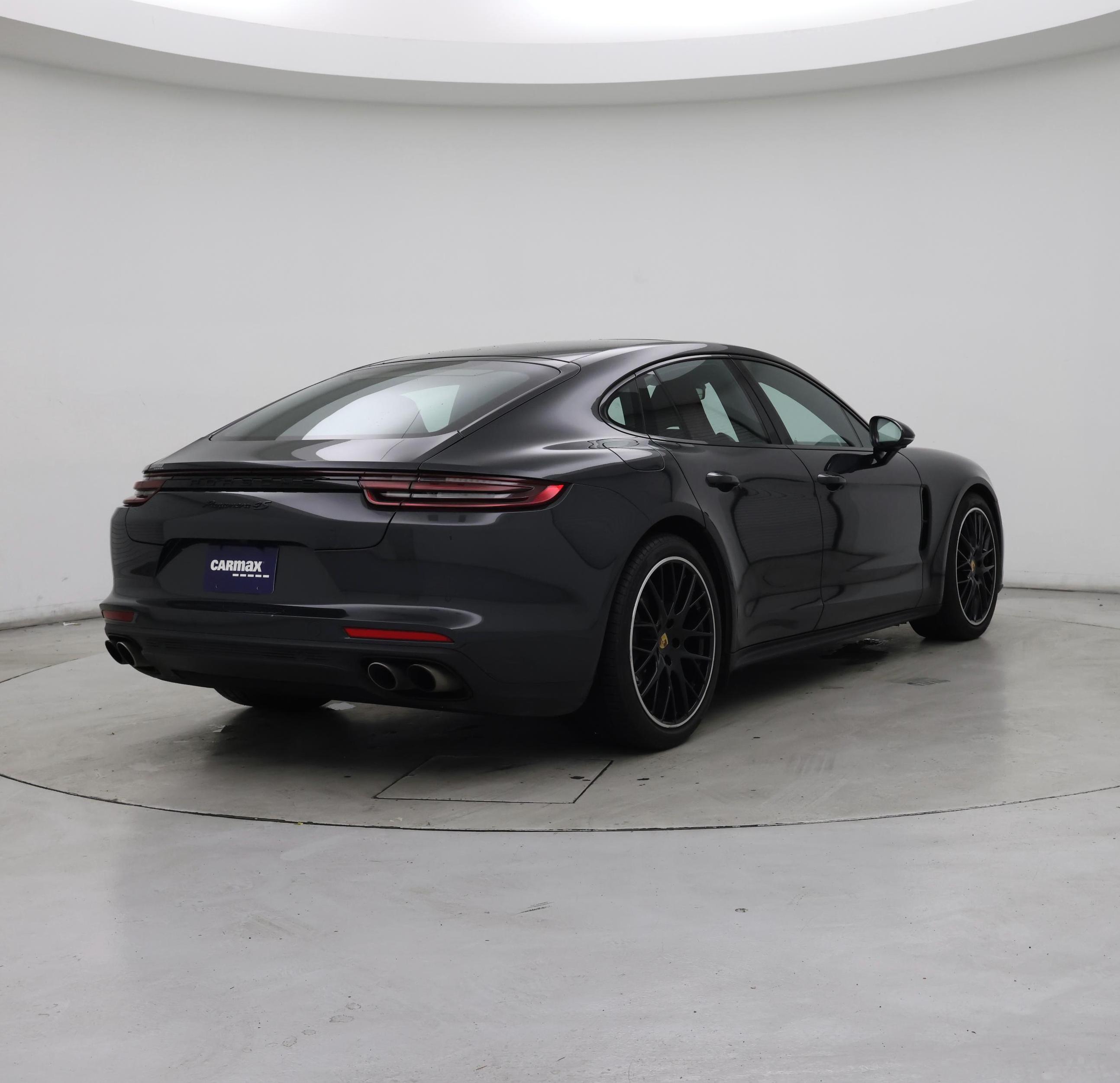 Thumbnail: 2018 Porsche Panamera - 8