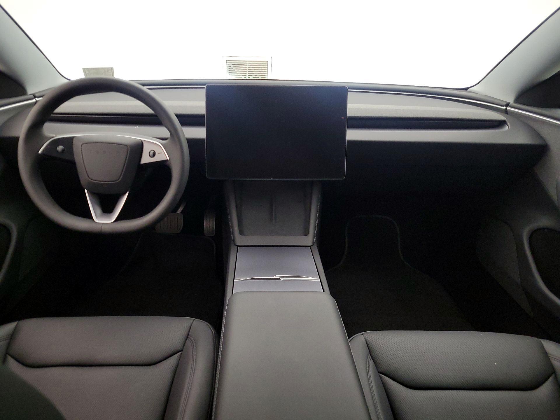 Thumbnail: 2025 Tesla Model 3 - 9