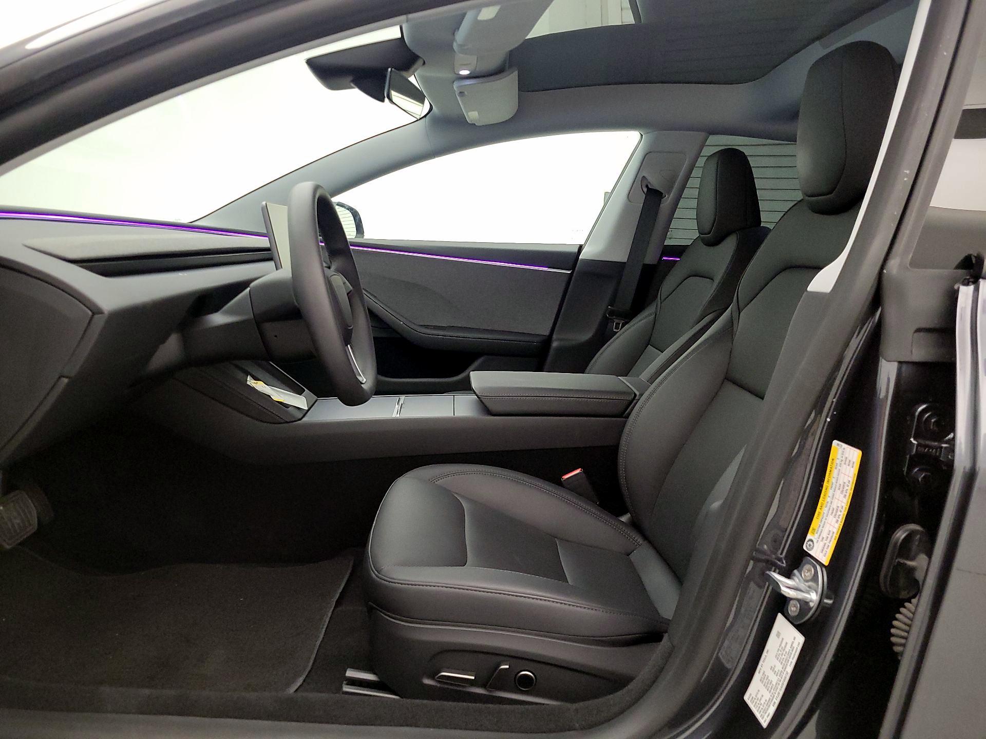 Thumbnail: 2025 Tesla Model 3 - 11