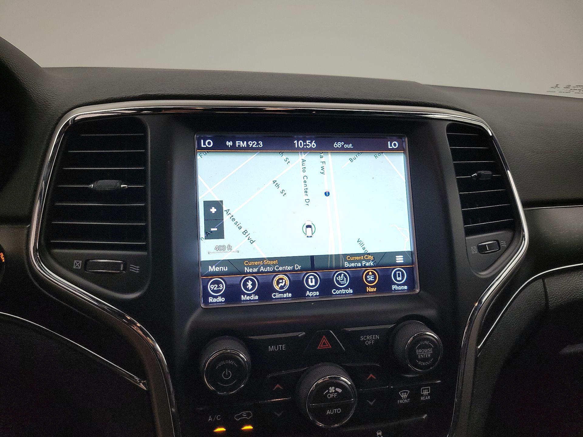 Thumbnail: 2018 Jeep Grand Cherokee - 14
