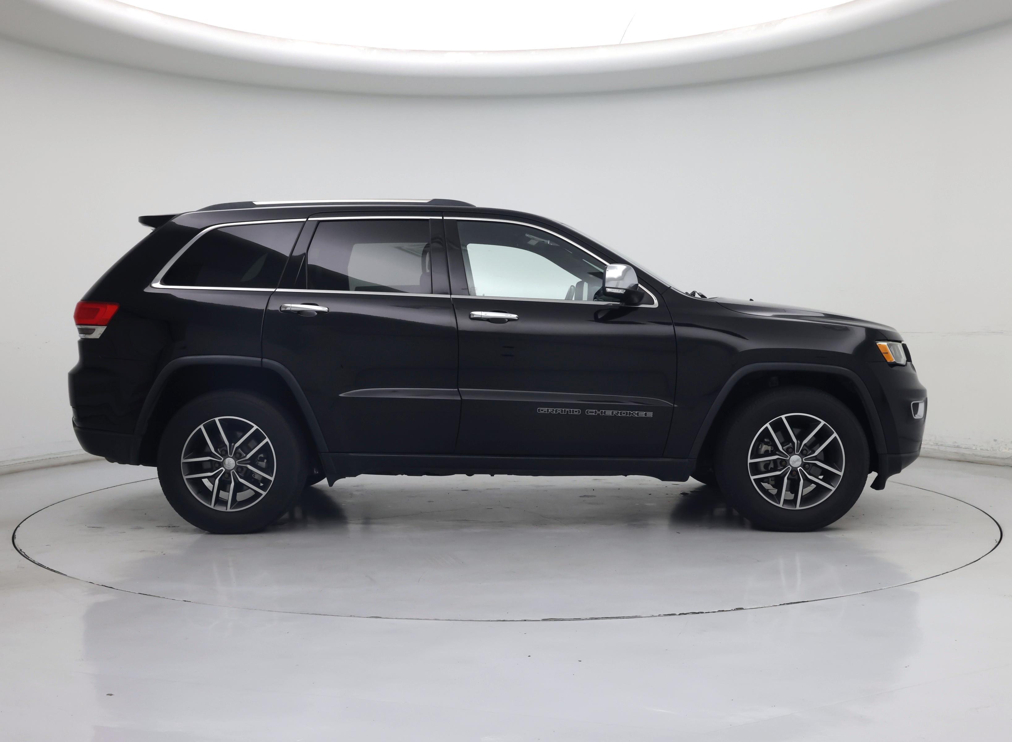 Thumbnail: 2018 Jeep Grand Cherokee - 7