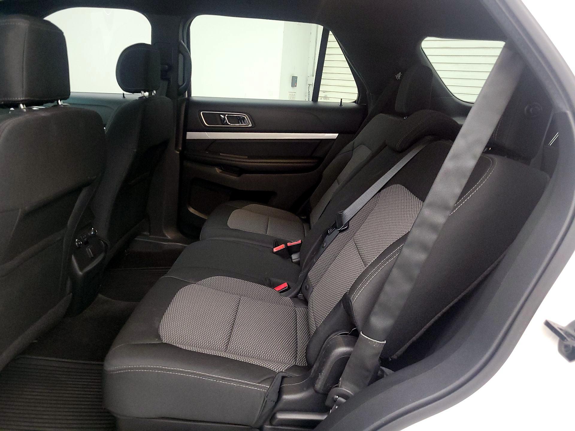 Thumbnail: 2016 Ford Explorer - 19