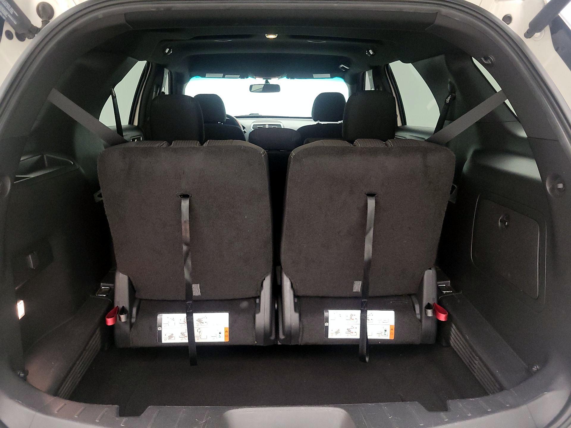 Thumbnail: 2016 Ford Explorer - 20