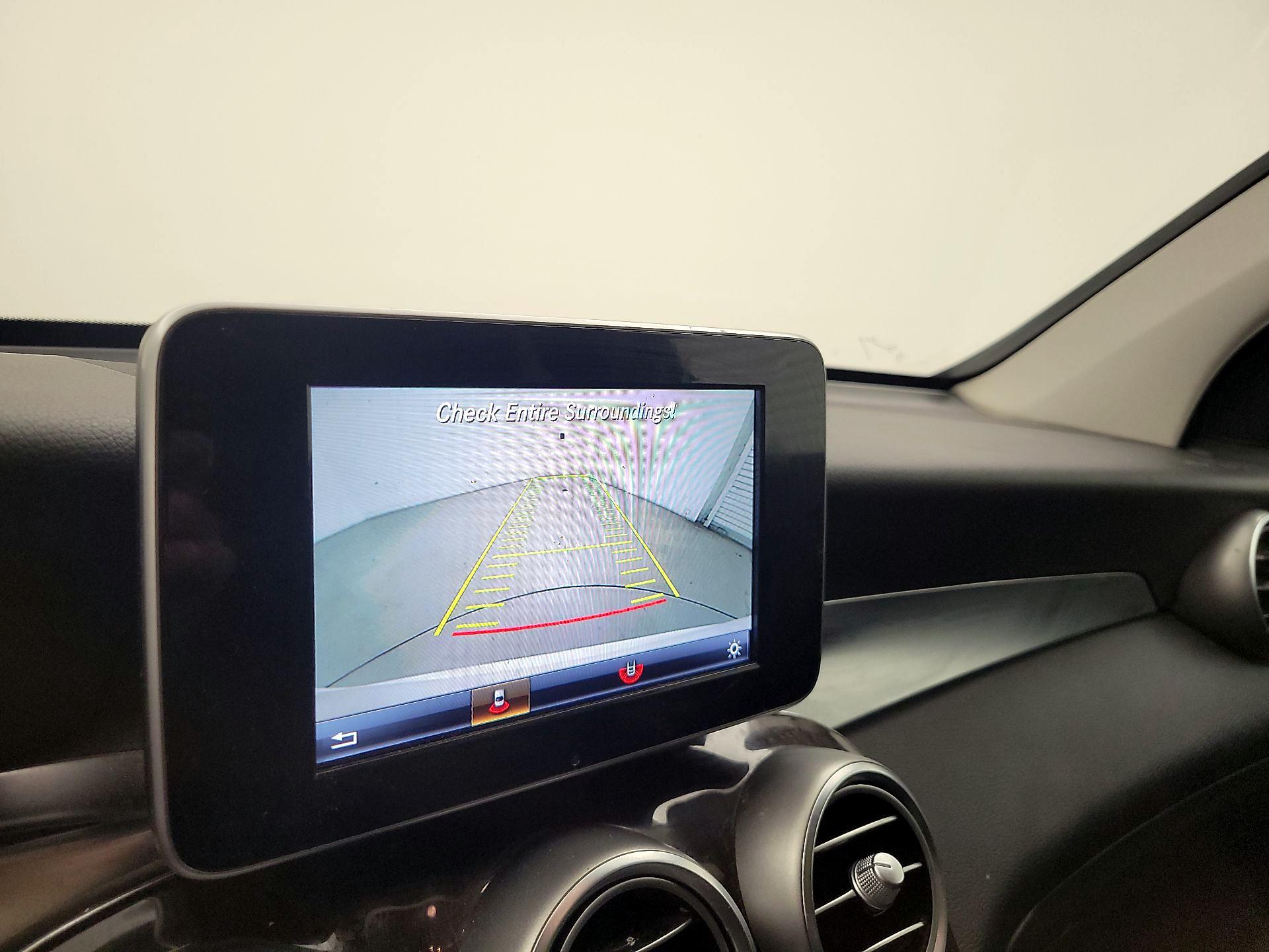 Thumbnail: 2017 Mercedes-Benz GLC - 14