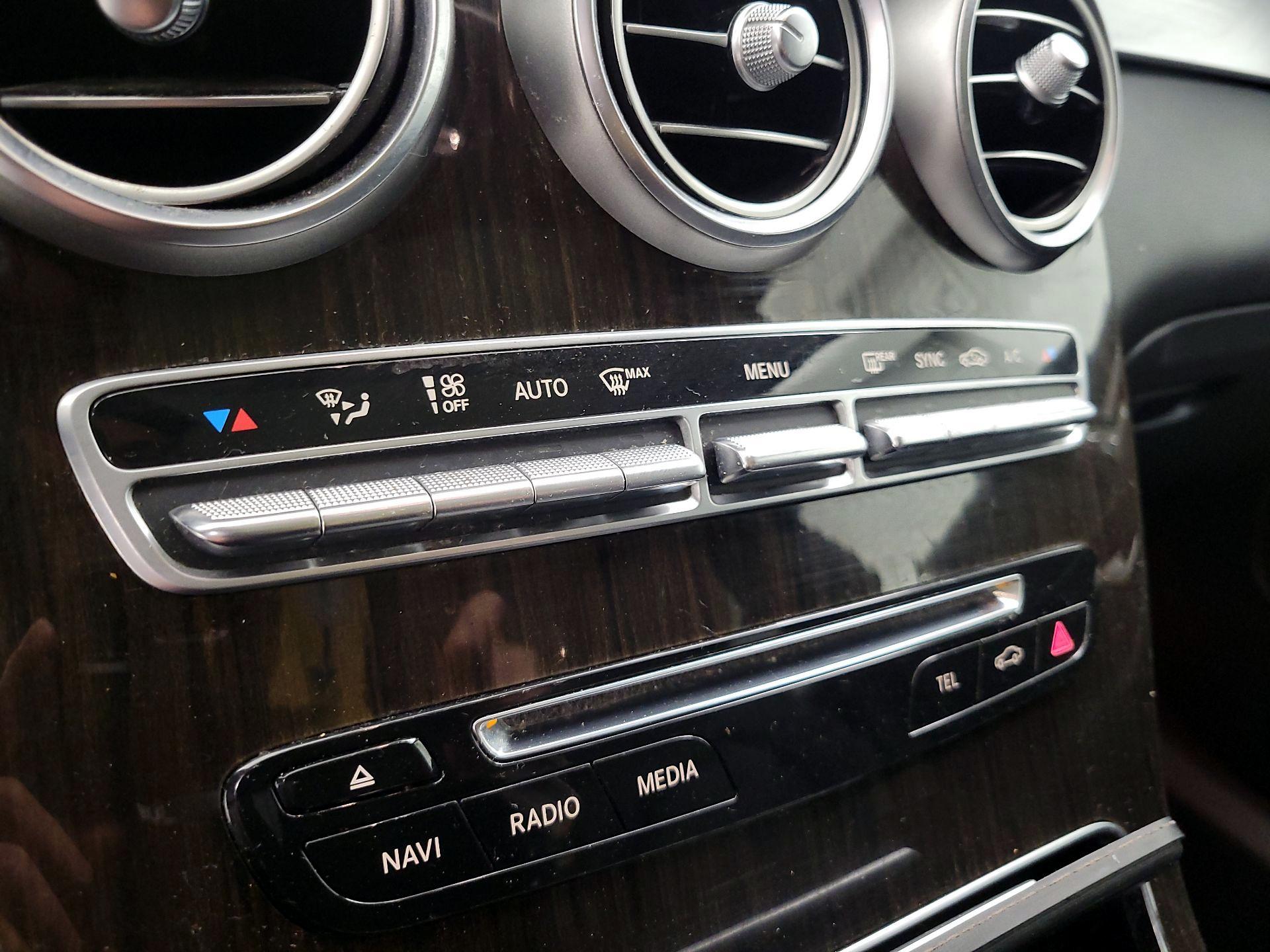 Thumbnail: 2017 Mercedes-Benz GLC - 16