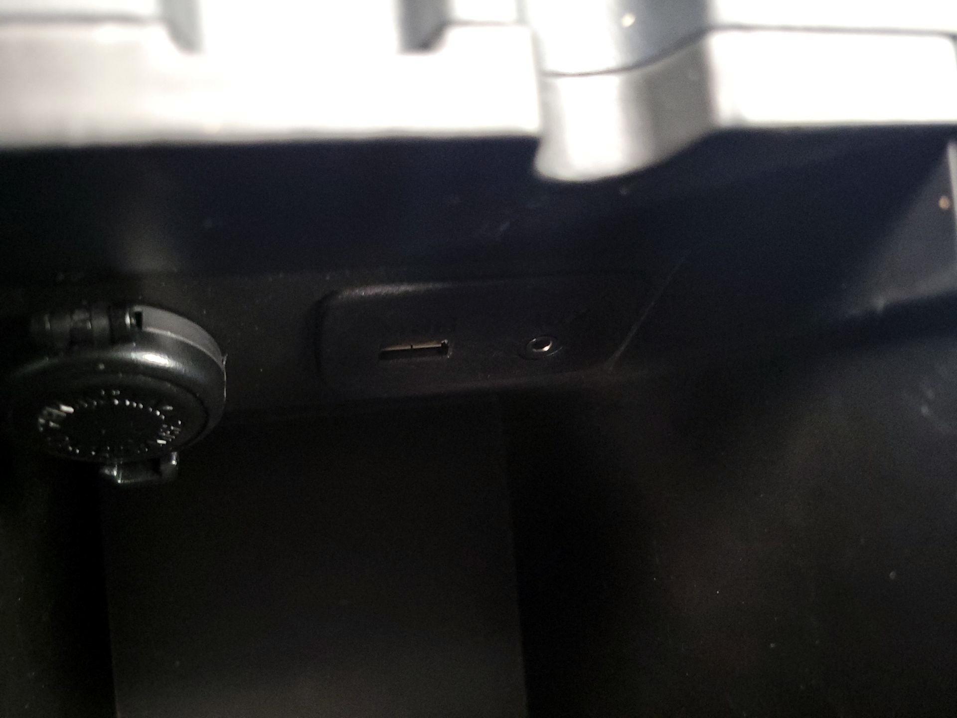 Thumbnail: 2018 Subaru Crosstrek - 18