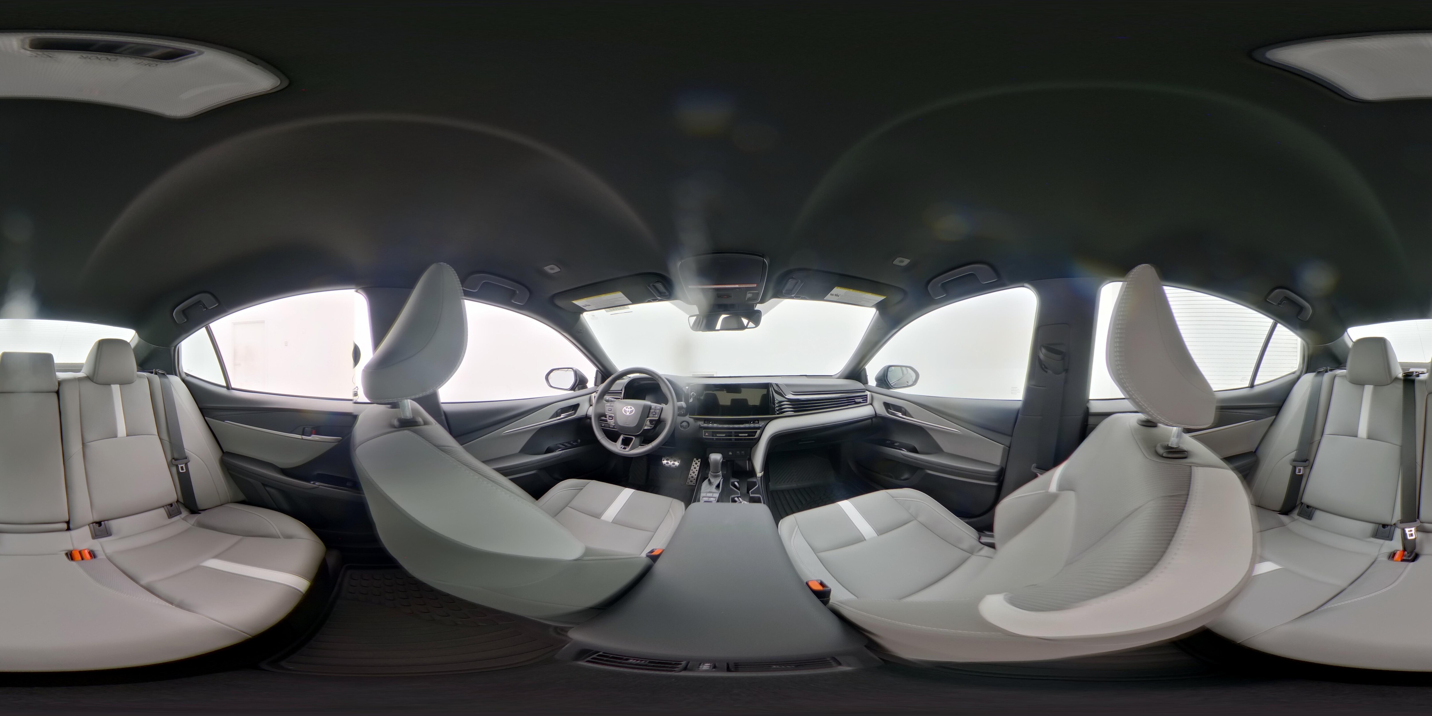 2025 Toyota Camry SE - Photo 25