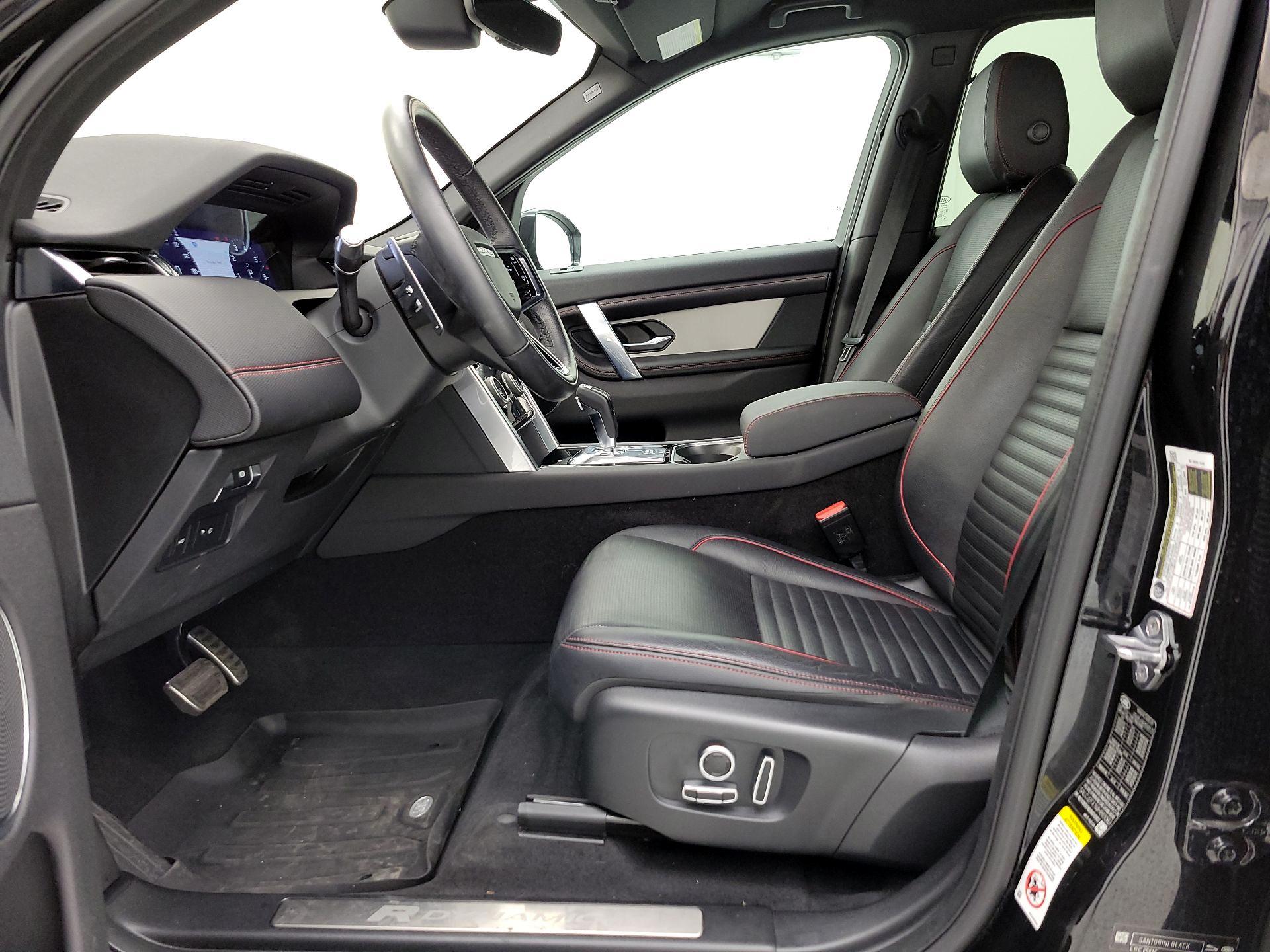 Thumbnail: 2021 Land Rover Discovery Sport - 11