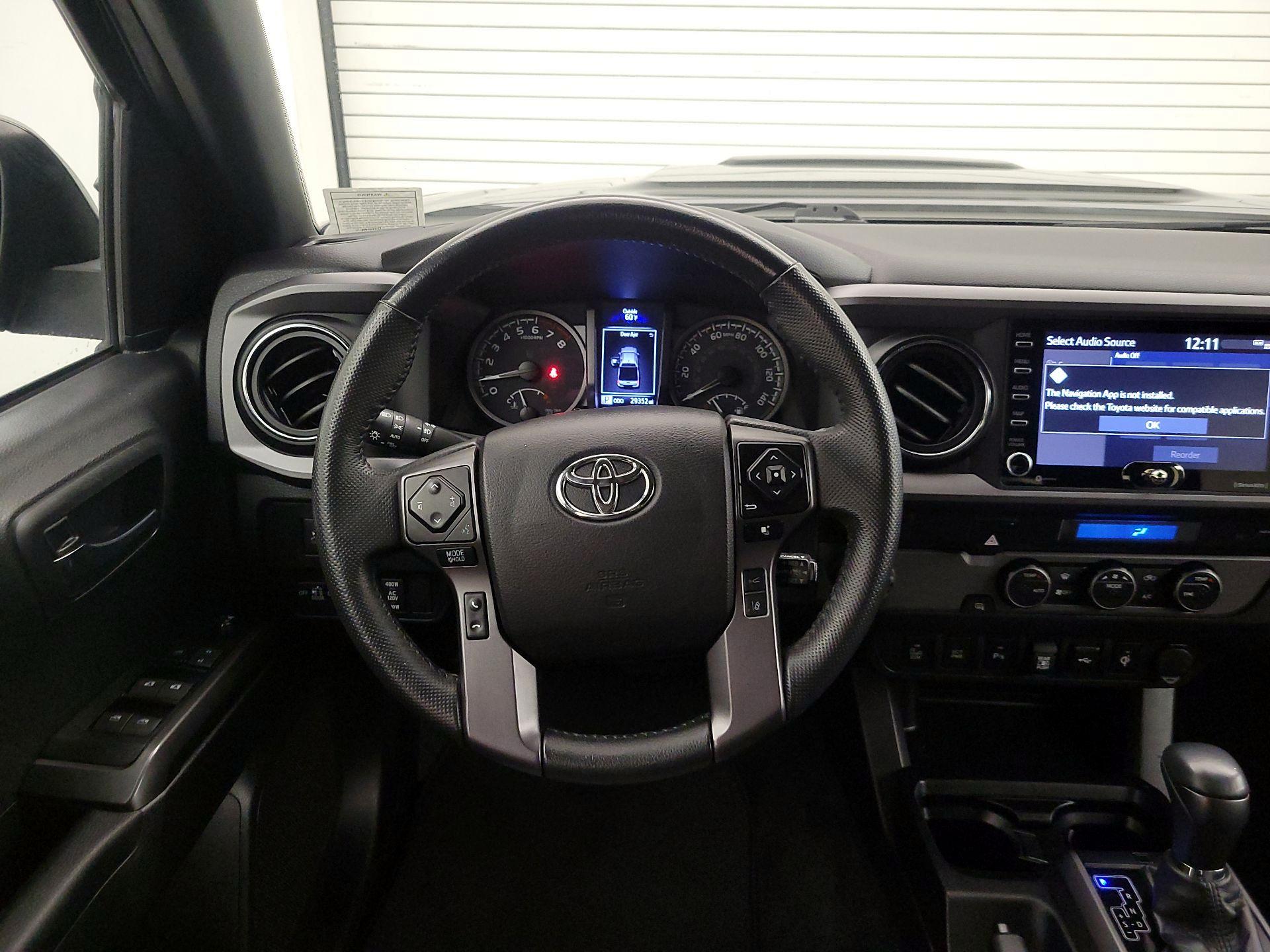 Thumbnail: 2022 Toyota Tacoma - 10