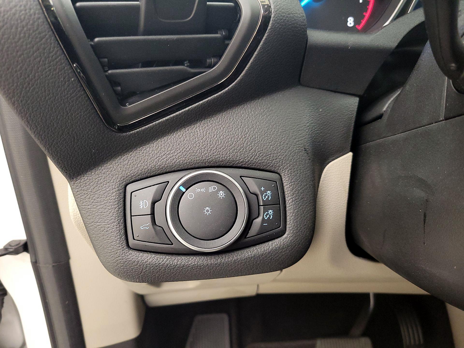 Thumbnail: 2017 Ford Escape - 13