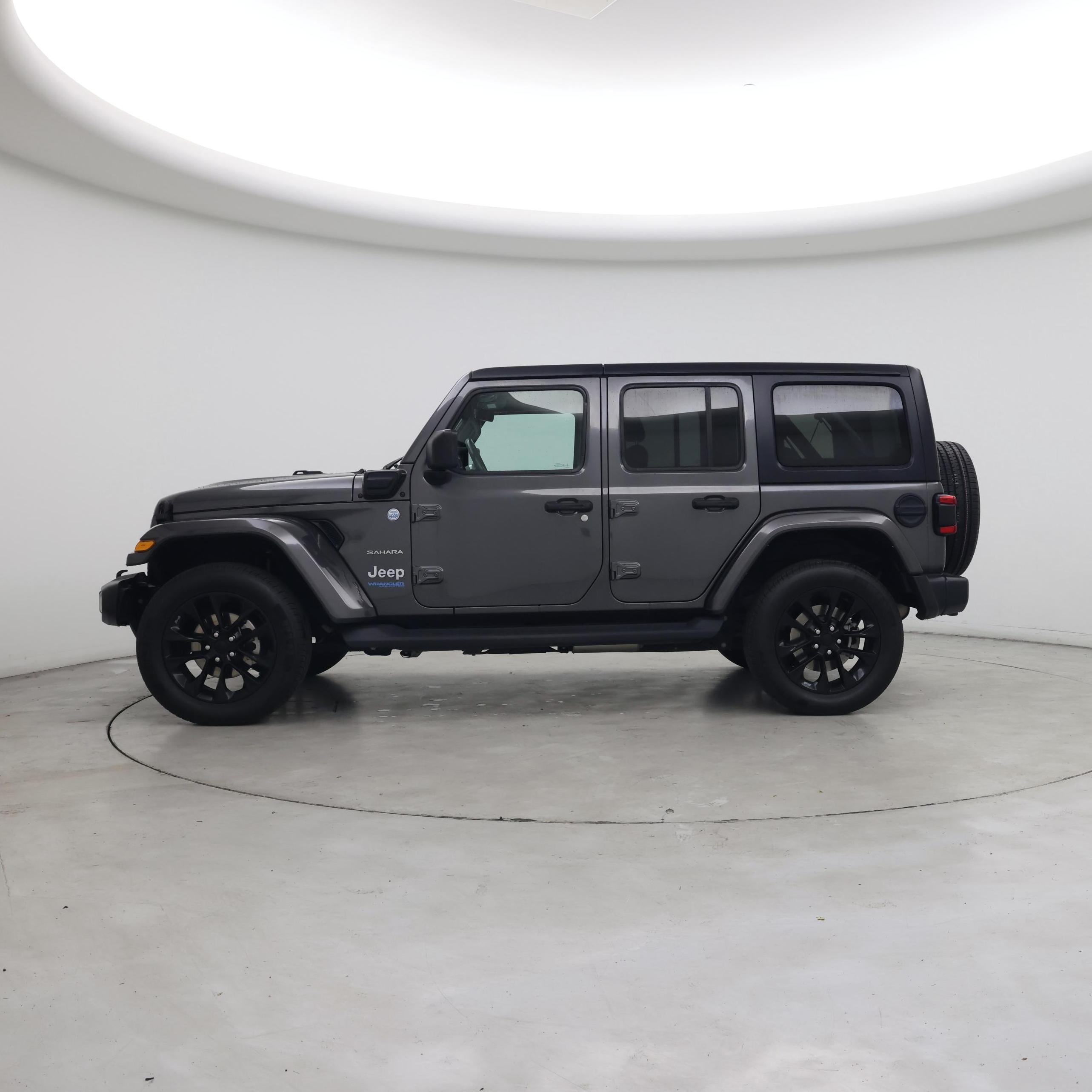 Thumbnail: 2021 Jeep Wrangler - 3