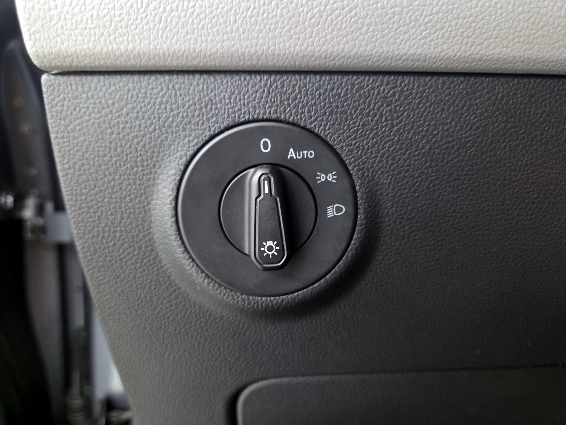 Thumbnail: 2022 Volkswagen Taos - 13