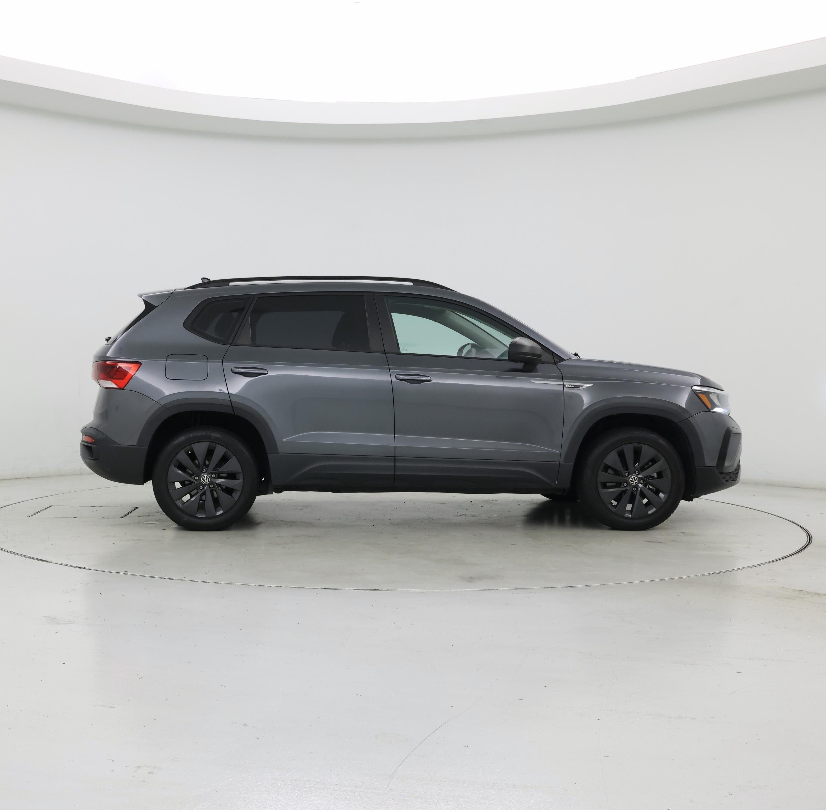 Thumbnail: 2022 Volkswagen Taos - 7