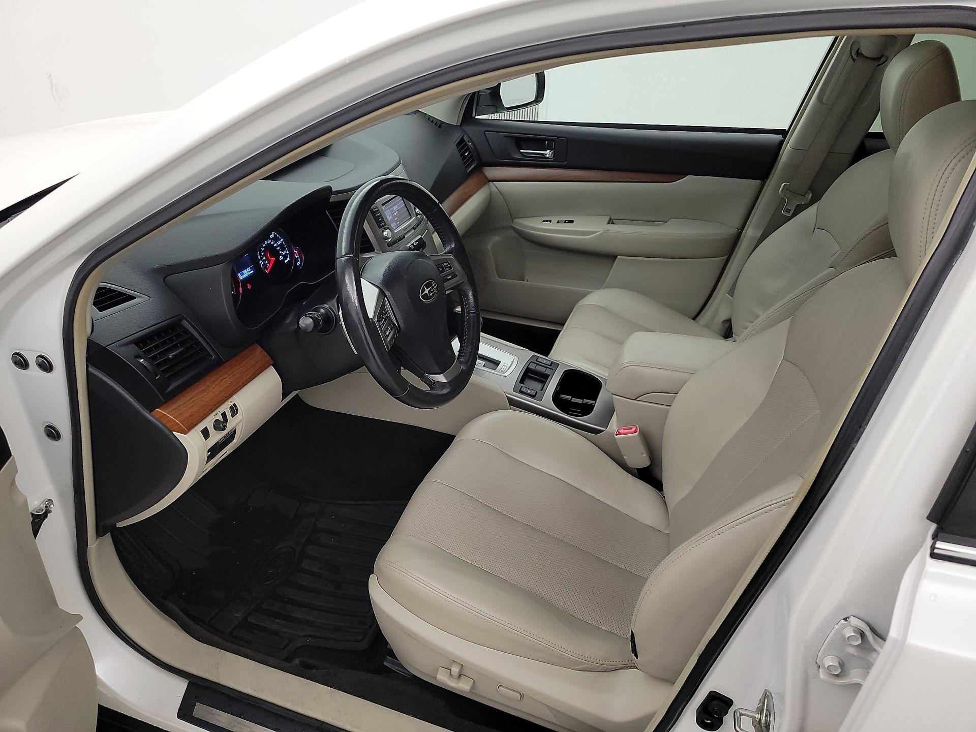 Thumbnail: 2014 Subaru Outback - 11