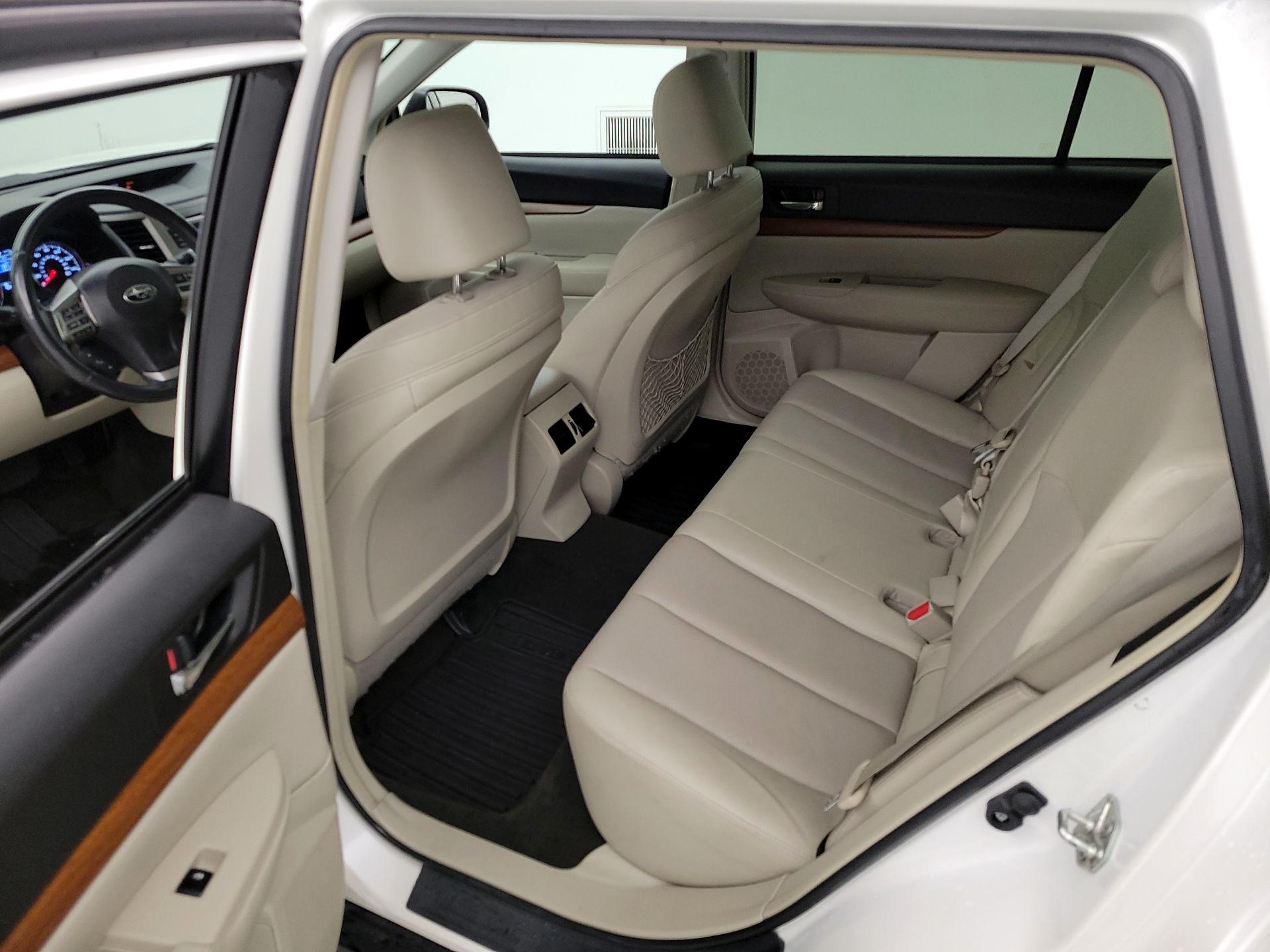 Thumbnail: 2014 Subaru Outback - 19