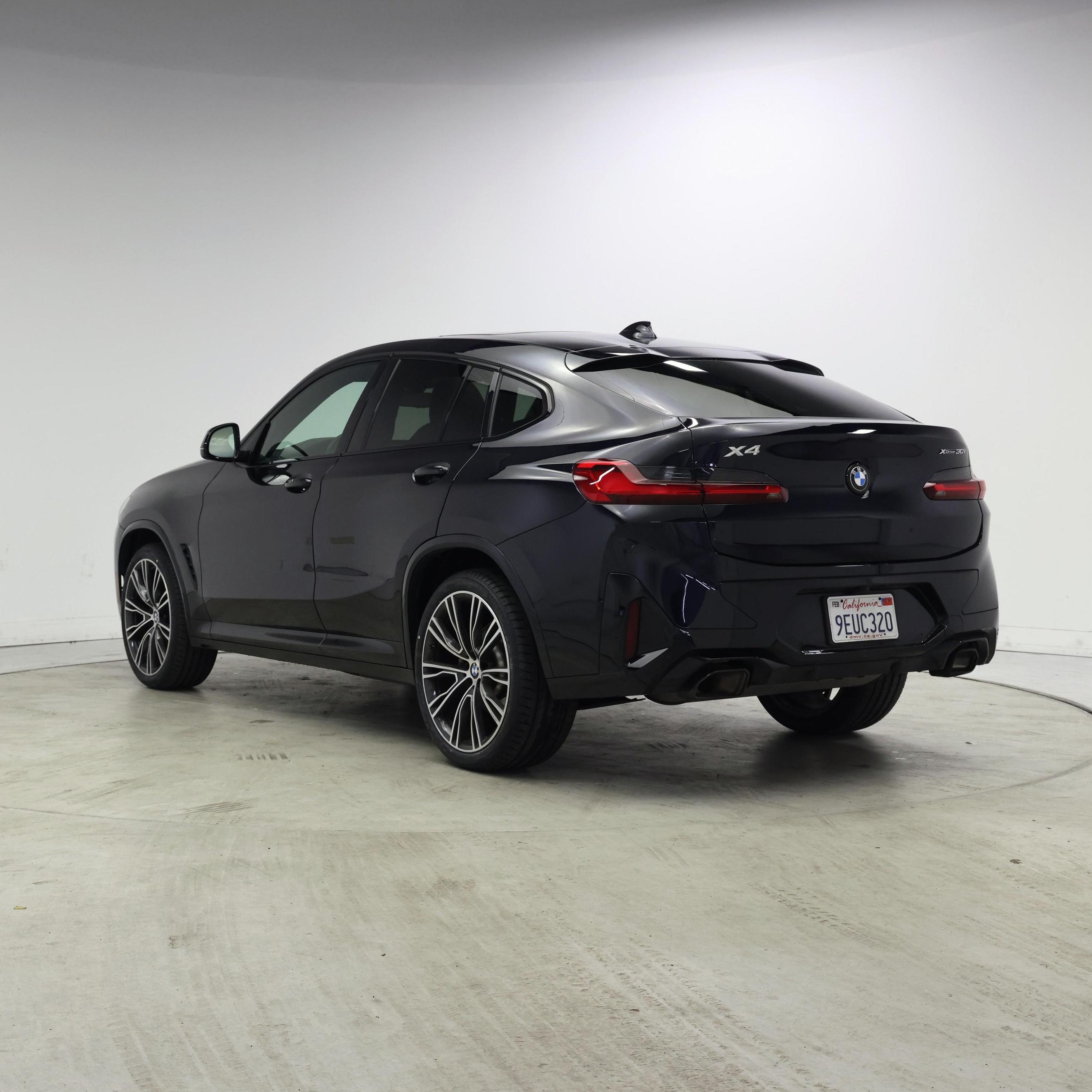 Thumbnail: 2023 BMW X4 - 2