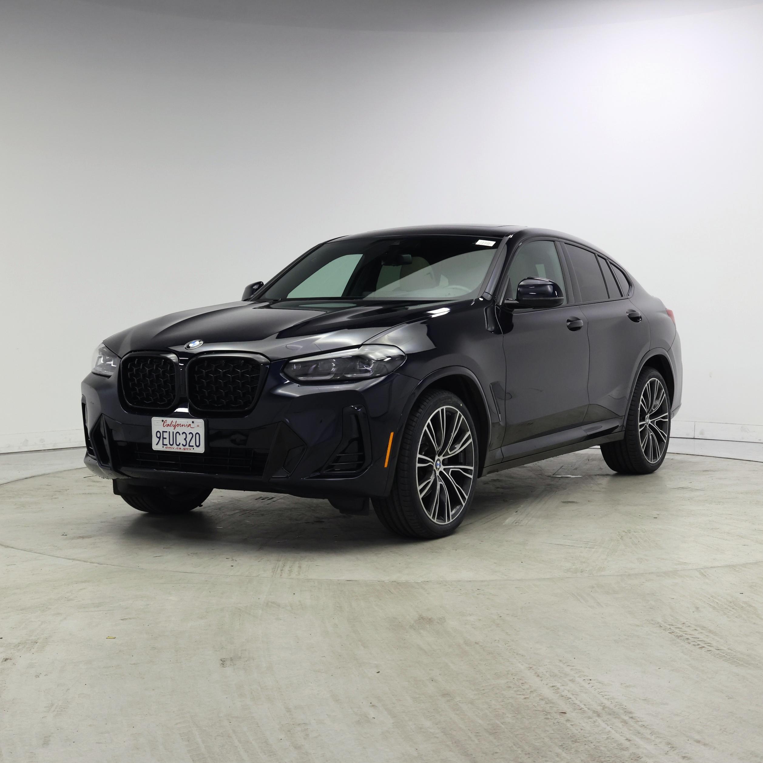 Thumbnail: 2023 BMW X4 - 4