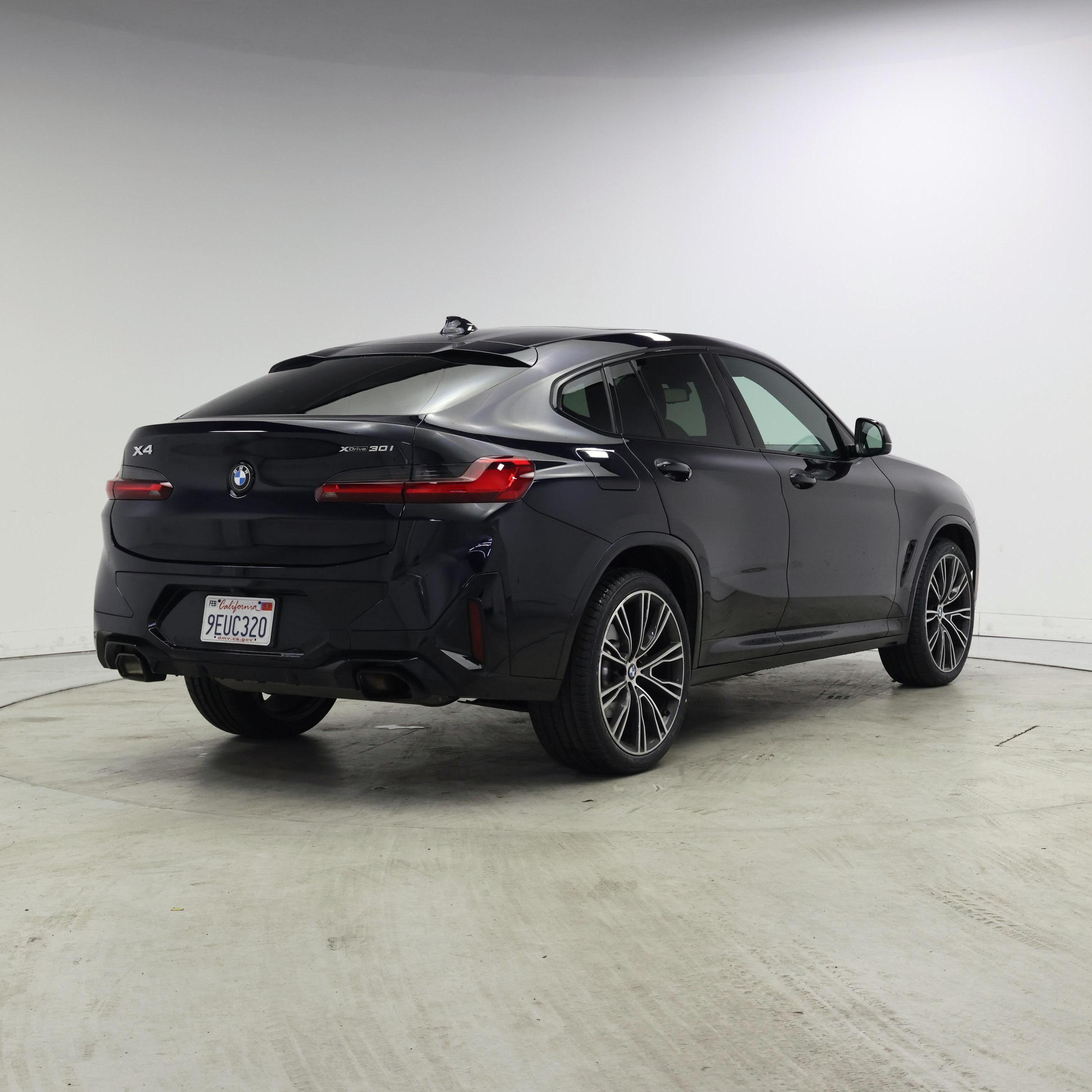 Thumbnail: 2023 BMW X4 - 8
